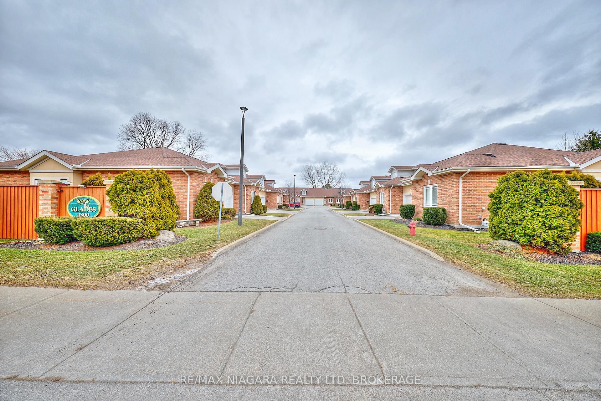 Front of Unit 10, 4300 Kalar Road