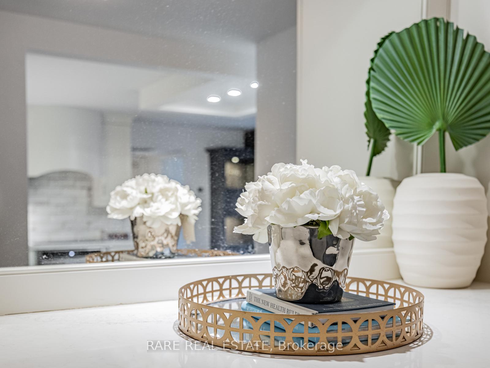 Photo 17 of Unit 302, 449 Walmer Road, Toronto, Forest Hill South — HOMEH
