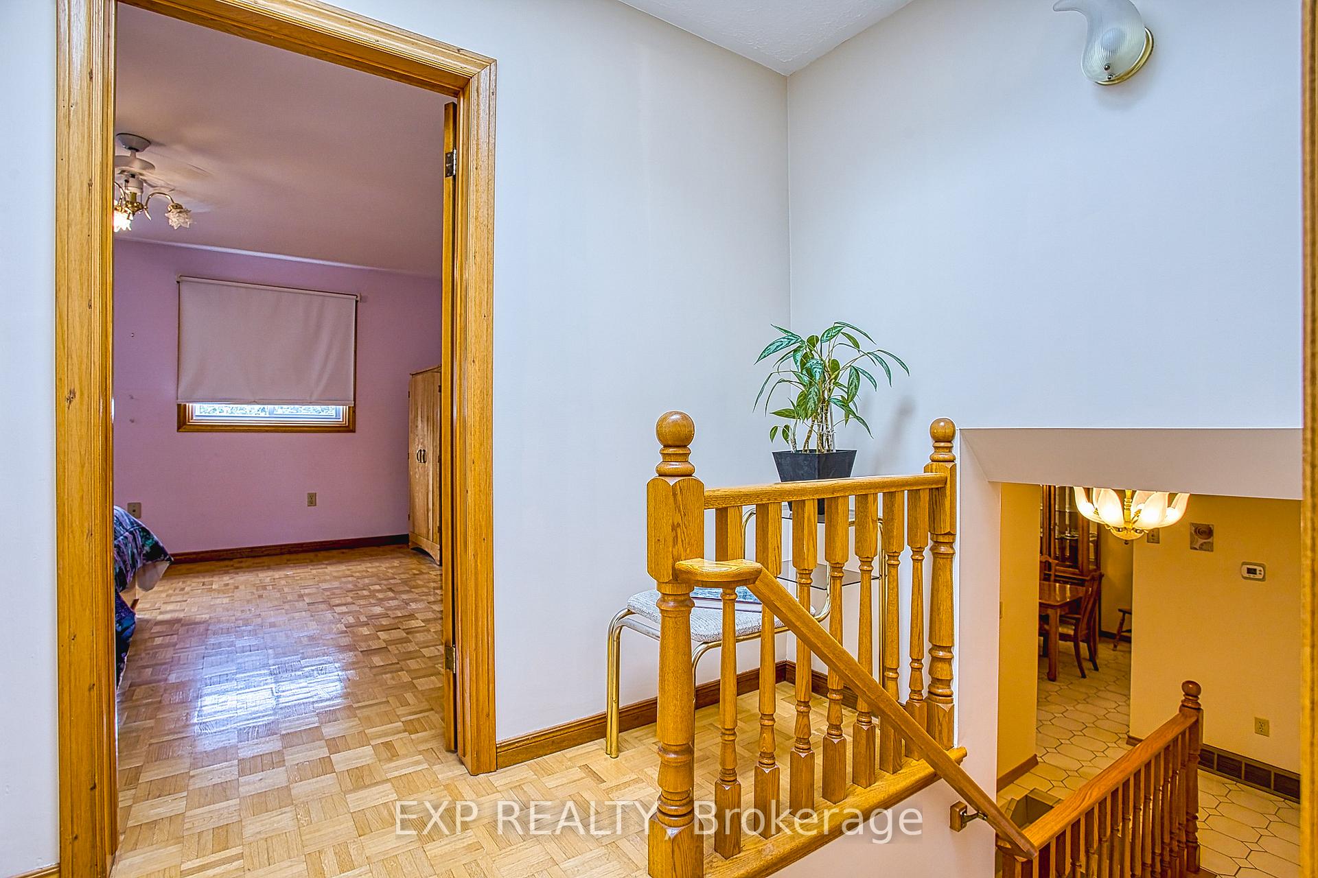 Photo 17 of 633 Rosseau Road, Hamilton, Rosedale — HOMEH