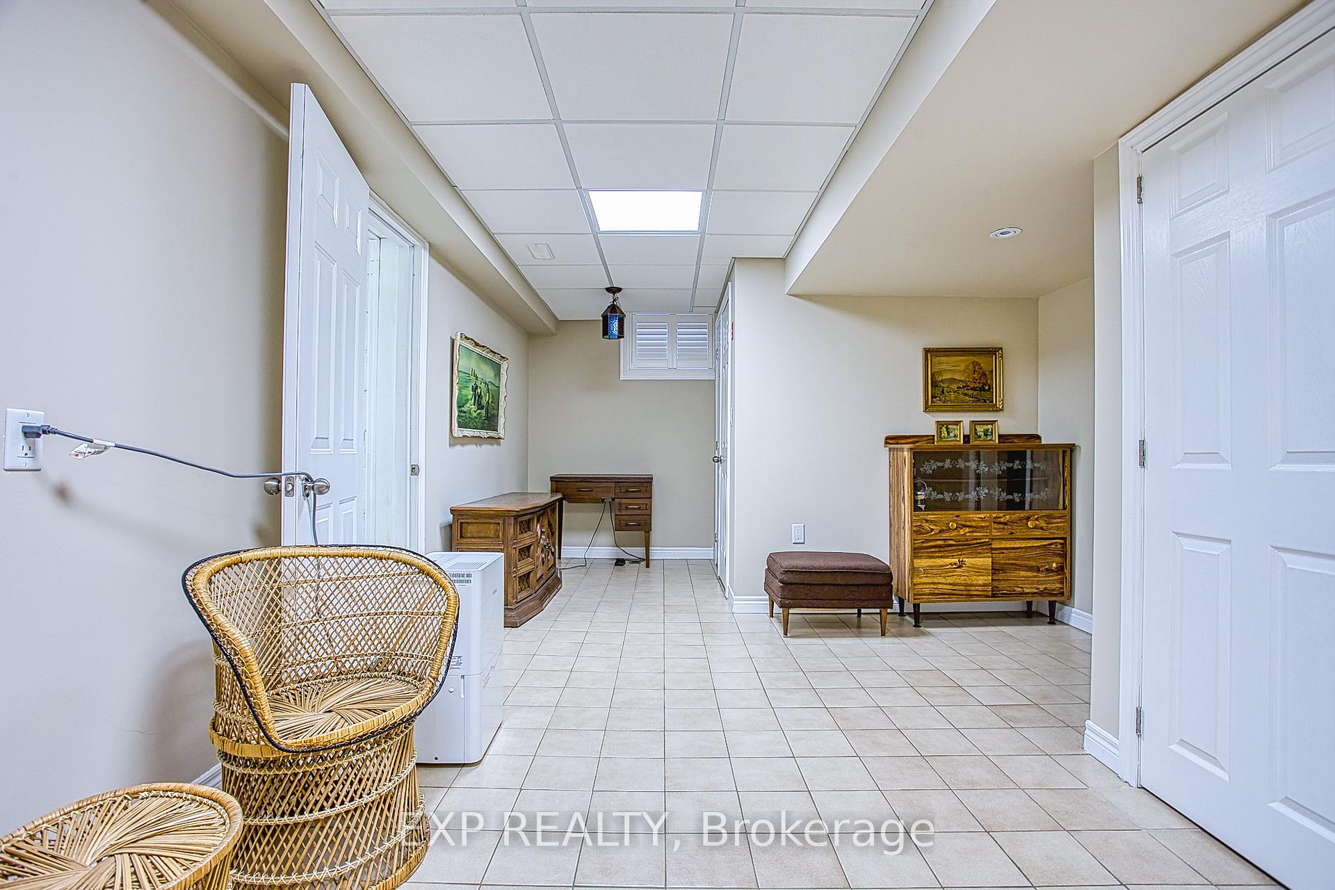 Photo 20 of 633 Rosseau Road, Hamilton, Rosedale — HOMEH
