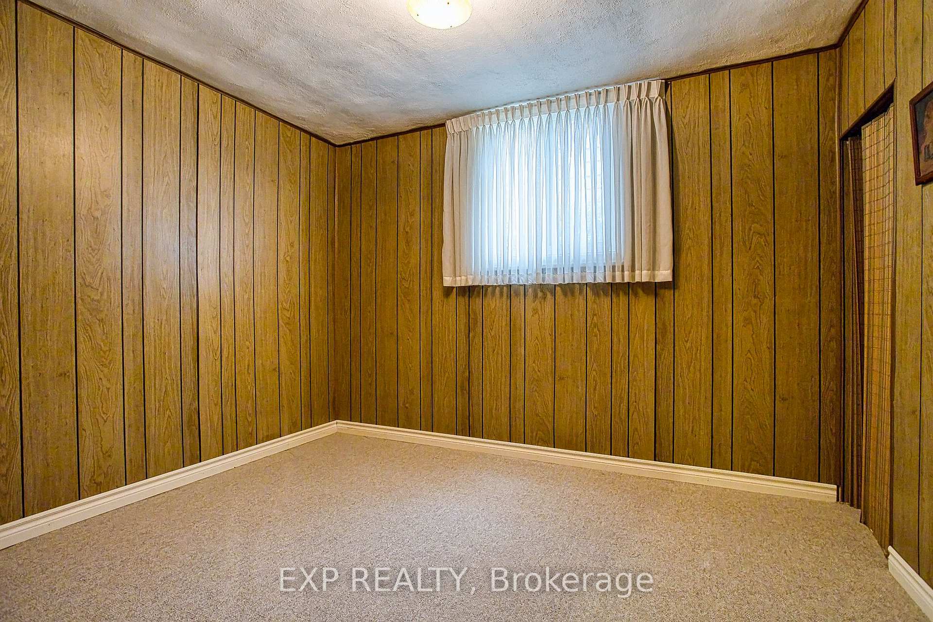 Photo 25 of 633 Rosseau Road, Hamilton, Rosedale — HOMEH