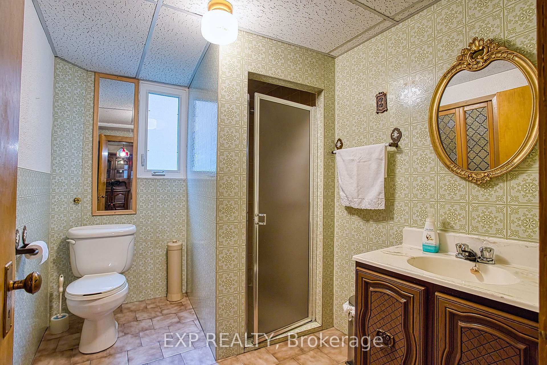 Photo 26 of 633 Rosseau Road, Hamilton, Rosedale — HOMEH