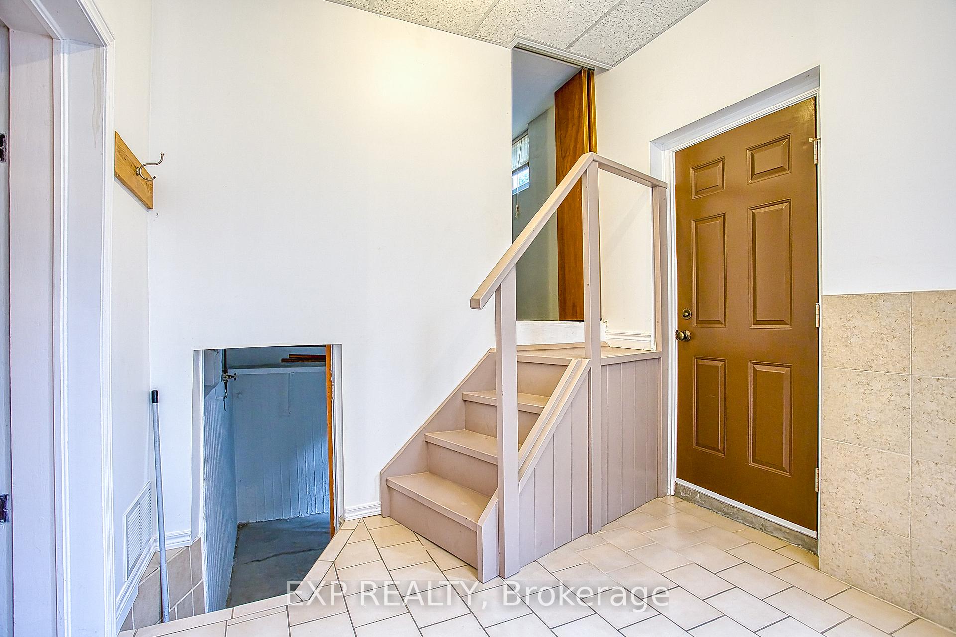 Photo 29 of 633 Rosseau Road, Hamilton, Rosedale — HOMEH