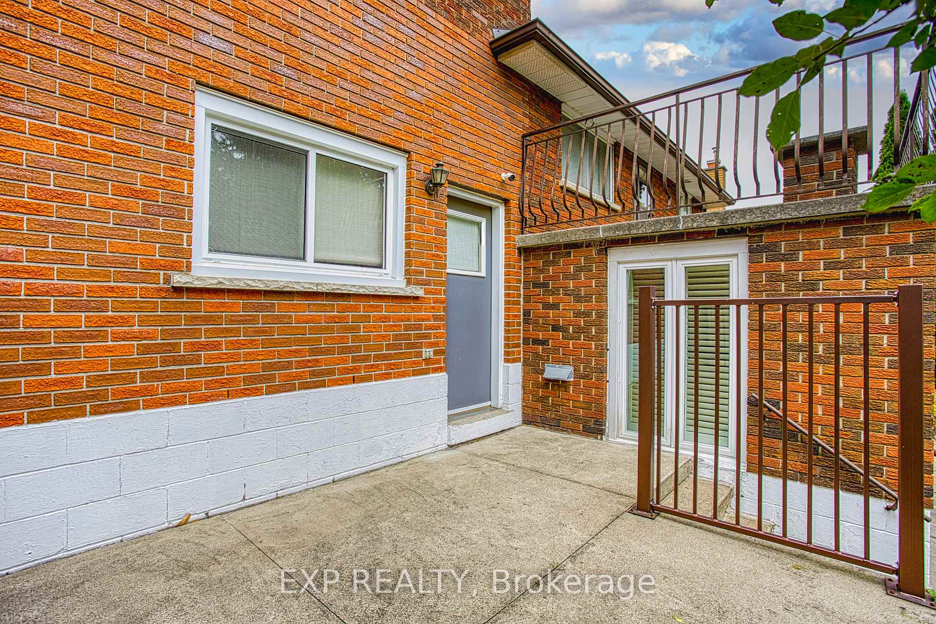 Photo 34 of 633 Rosseau Road, Hamilton, Rosedale — HOMEH