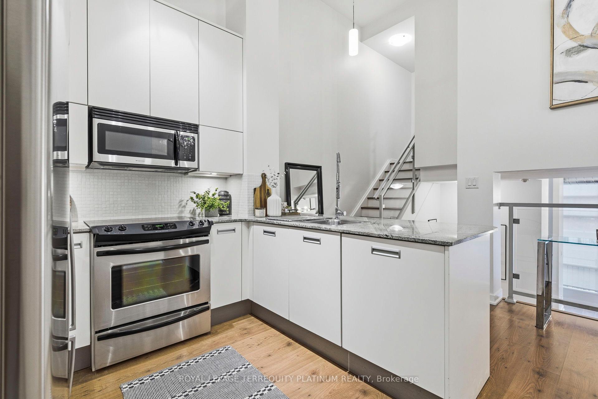 Photo 12 of Unit 101, 380 Macpherson Avenue, Toronto, Casa Loma — HOMEH