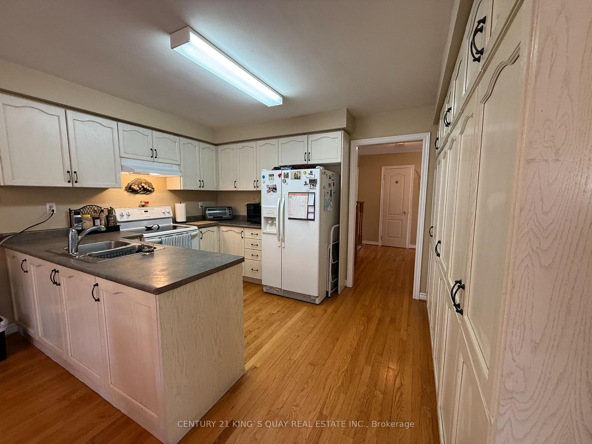 Photo 33 of 112 Deerglen Terrace, Aurora, Aurora Estates — HOMEH