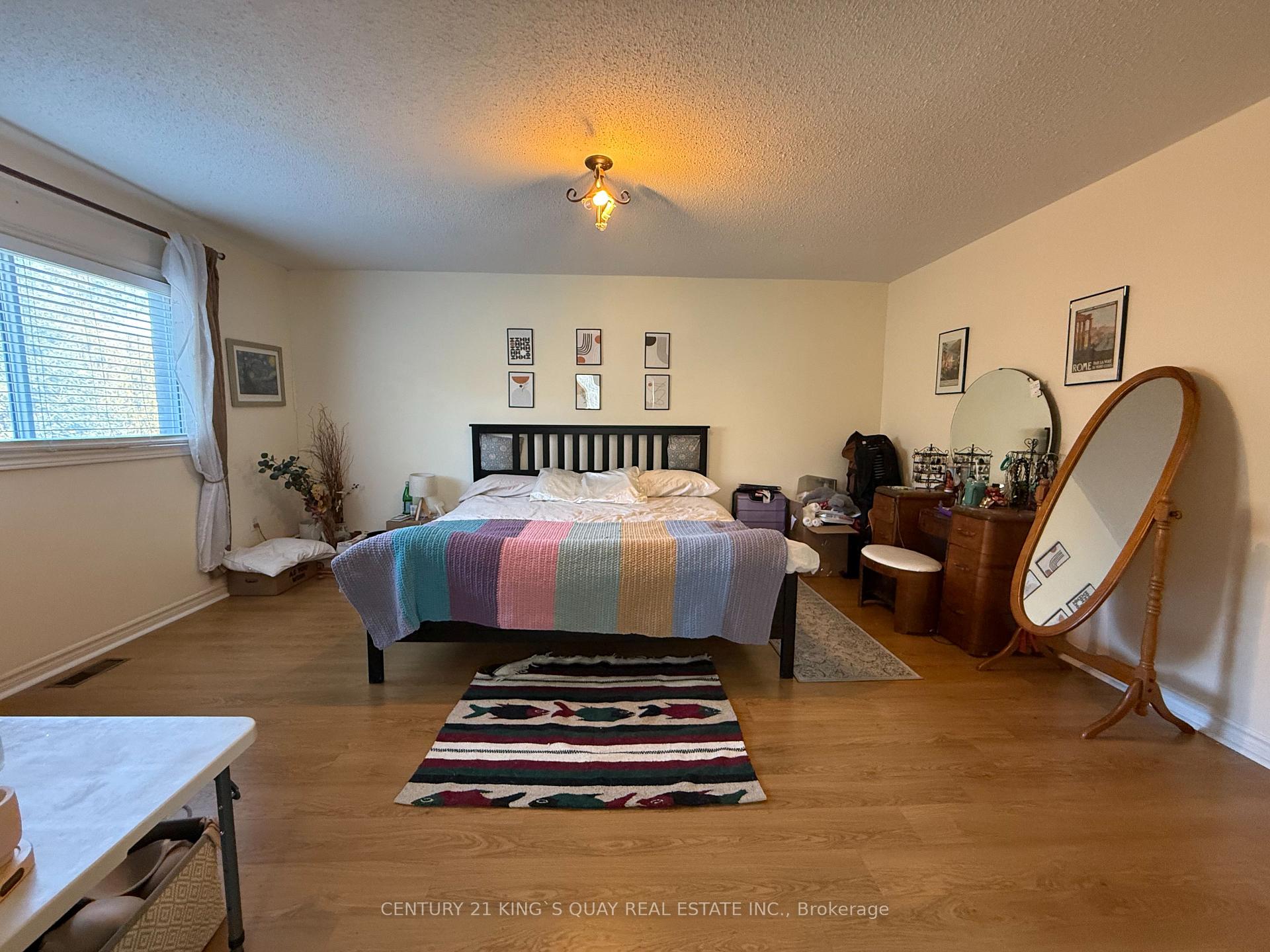 Photo 34 of 112 Deerglen Terrace, Aurora, Aurora Estates — HOMEH