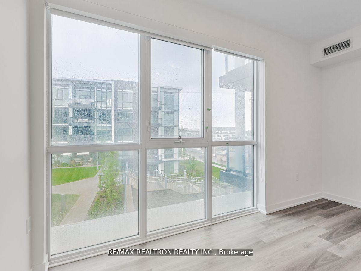 Photo 11 of Unit 236, 415 Sea Ray Avenue, Innisfil, Rural Innisfil — HOMEH