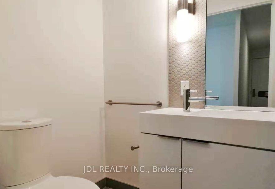 Photo 3 of Unit 1016, 33 Helendale Avenue, Toronto, Yonge-Eglinton — HOMEH