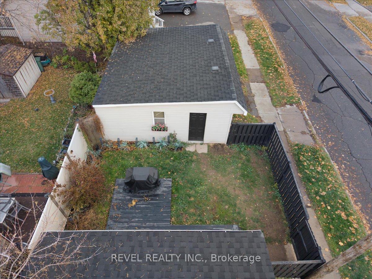 Photo 30 of 39 Division Street, Hamilton, Homeside — HOMEH