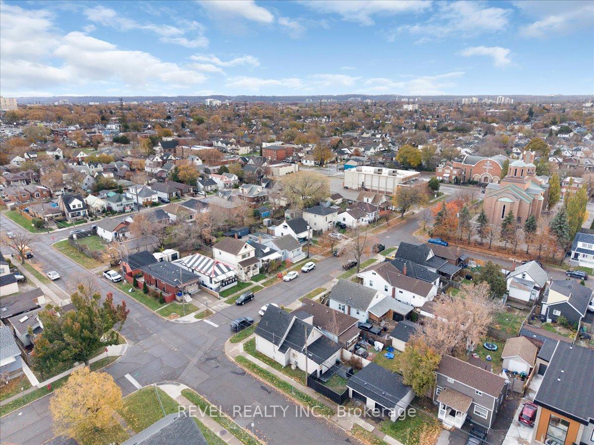 Photo 40 of 39 Division Street, Hamilton, Homeside — HOMEH