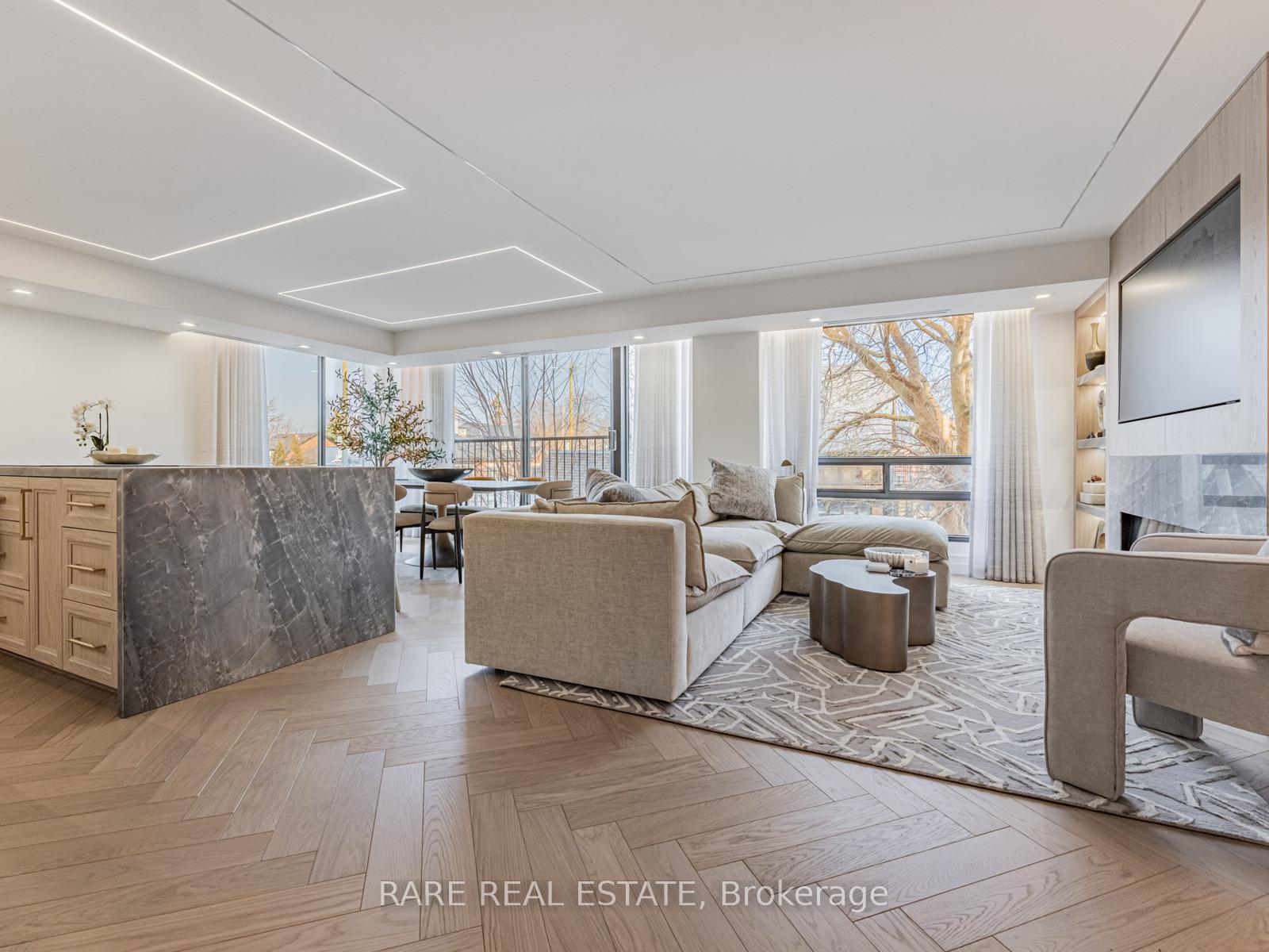 Photo 1 of Unit 301, 449 Walmer Road, Toronto, Forest Hill South — HOMEH