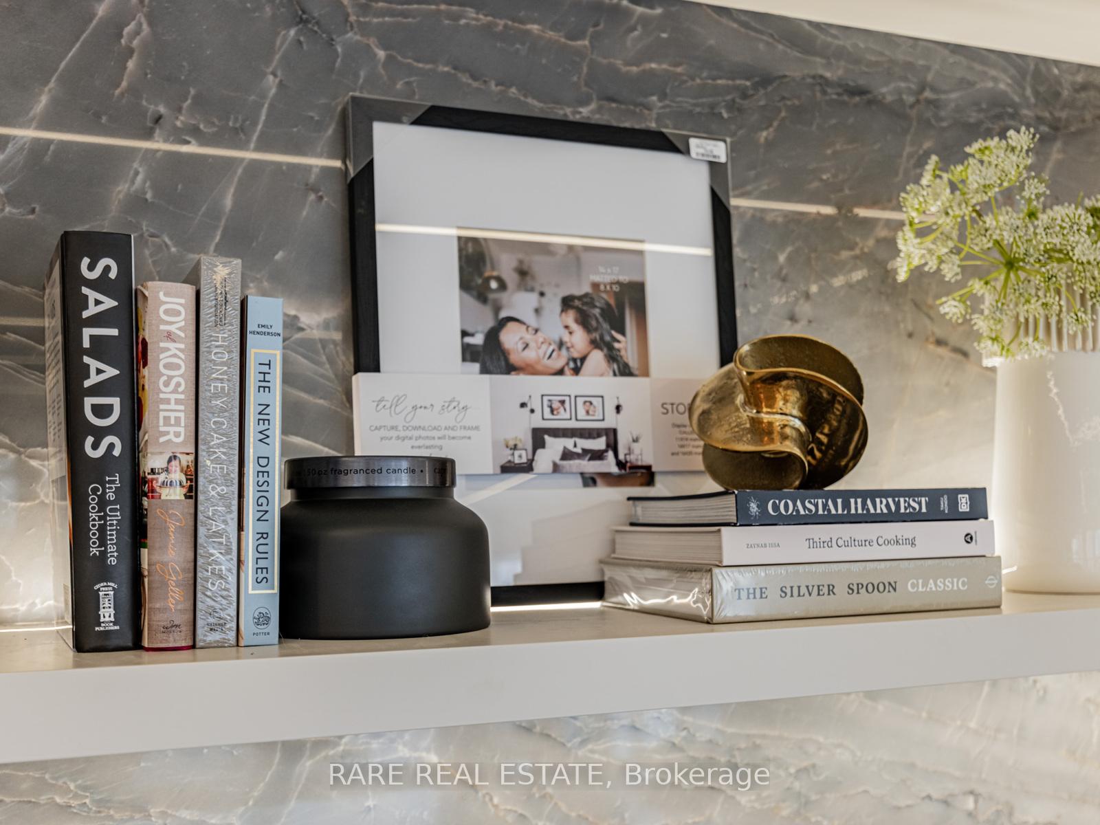 Photo 17 of Unit 301, 449 Walmer Road, Toronto, Forest Hill South — HOMEH