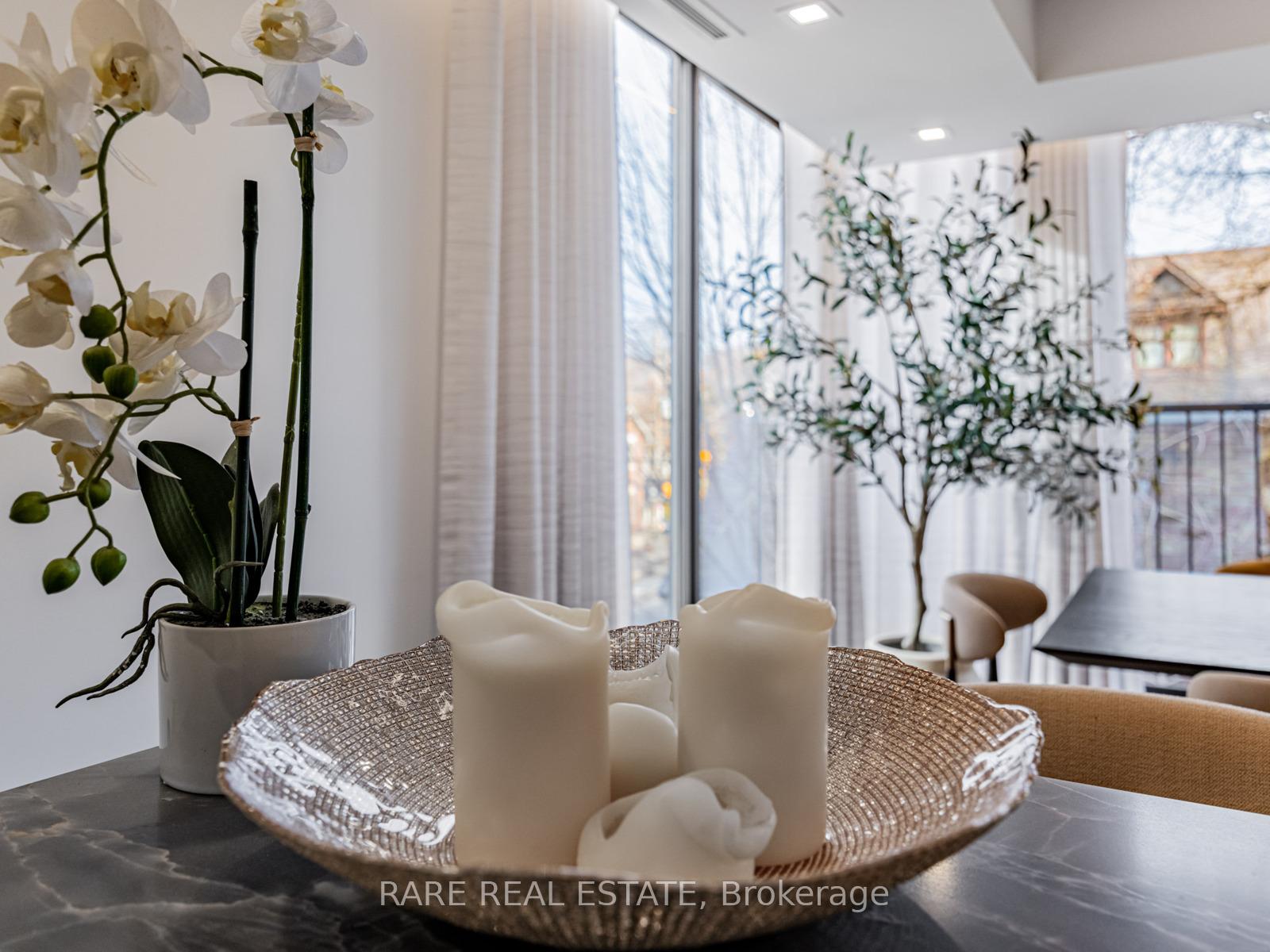 Photo 8 of Unit 301, 449 Walmer Road, Toronto, Forest Hill South — HOMEH