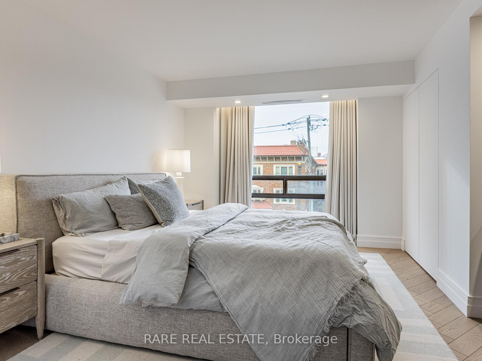 Photo 12 of Unit 301, 449 Walmer Road, Toronto, Forest Hill South — HOMEH