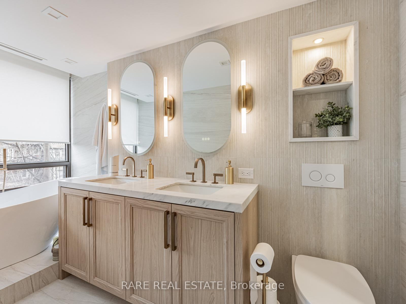 Photo 18 of Unit 301, 449 Walmer Road, Toronto, Forest Hill South — HOMEH