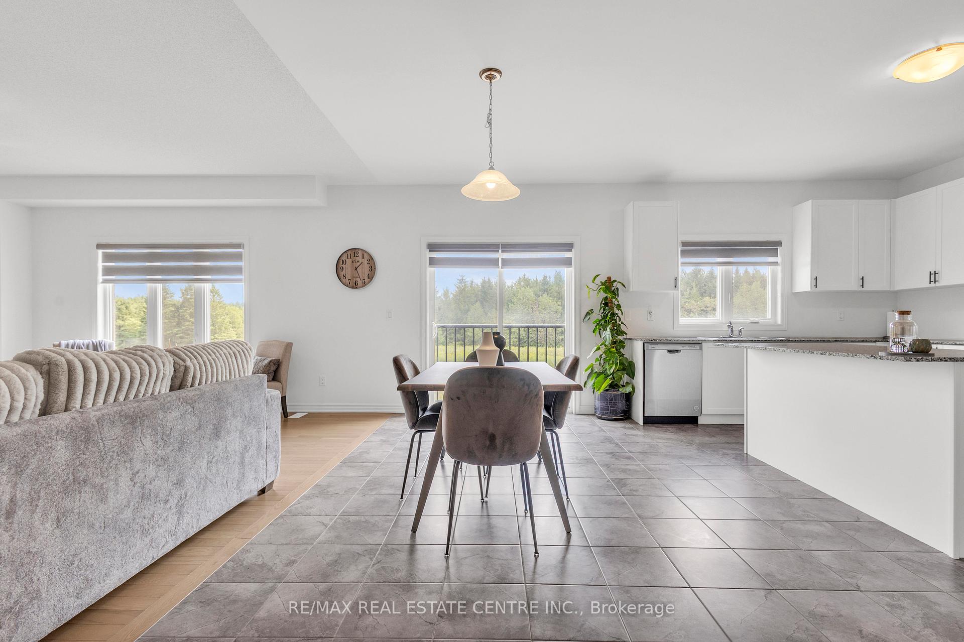 Photo 4 of 341 Russell Street, Southgate — HOMEH