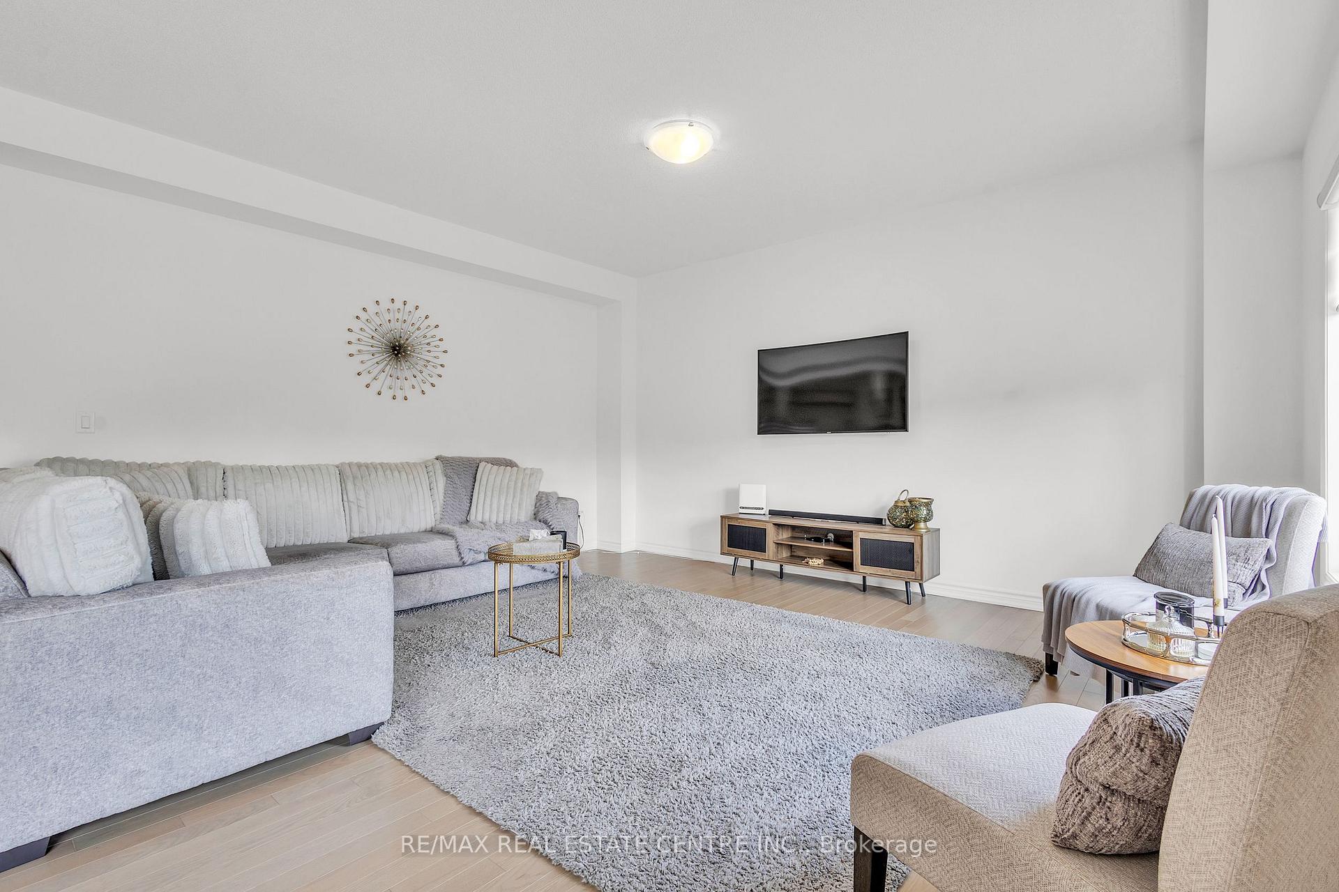 Photo 20 of 341 Russell Street, Southgate — HOMEH