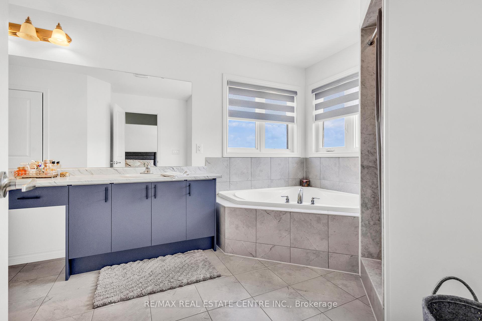 Photo 19 of 341 Russell Street, Southgate — HOMEH