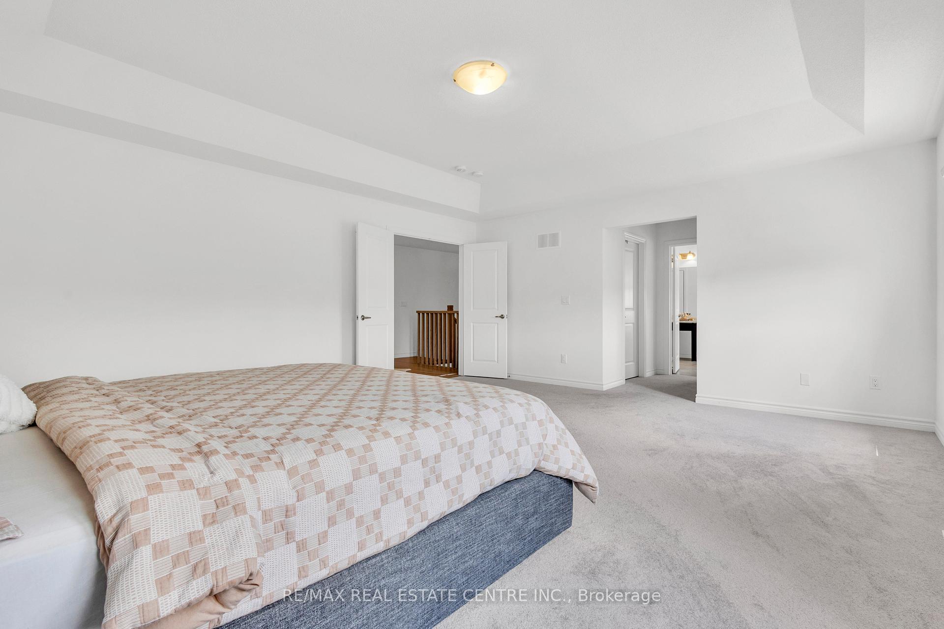 Photo 23 of 341 Russell Street, Southgate — HOMEH