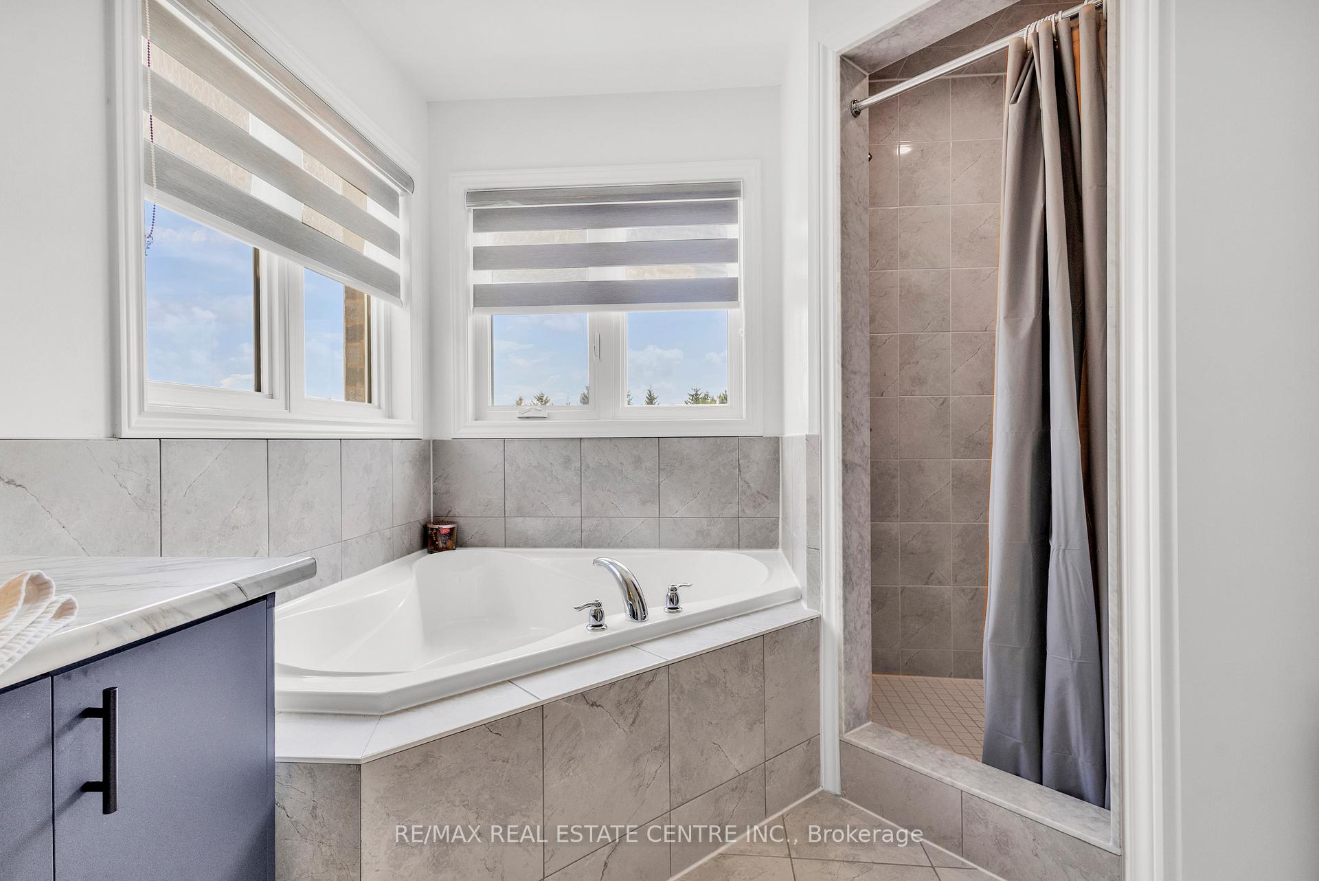 Photo 35 of 341 Russell Street, Southgate — HOMEH