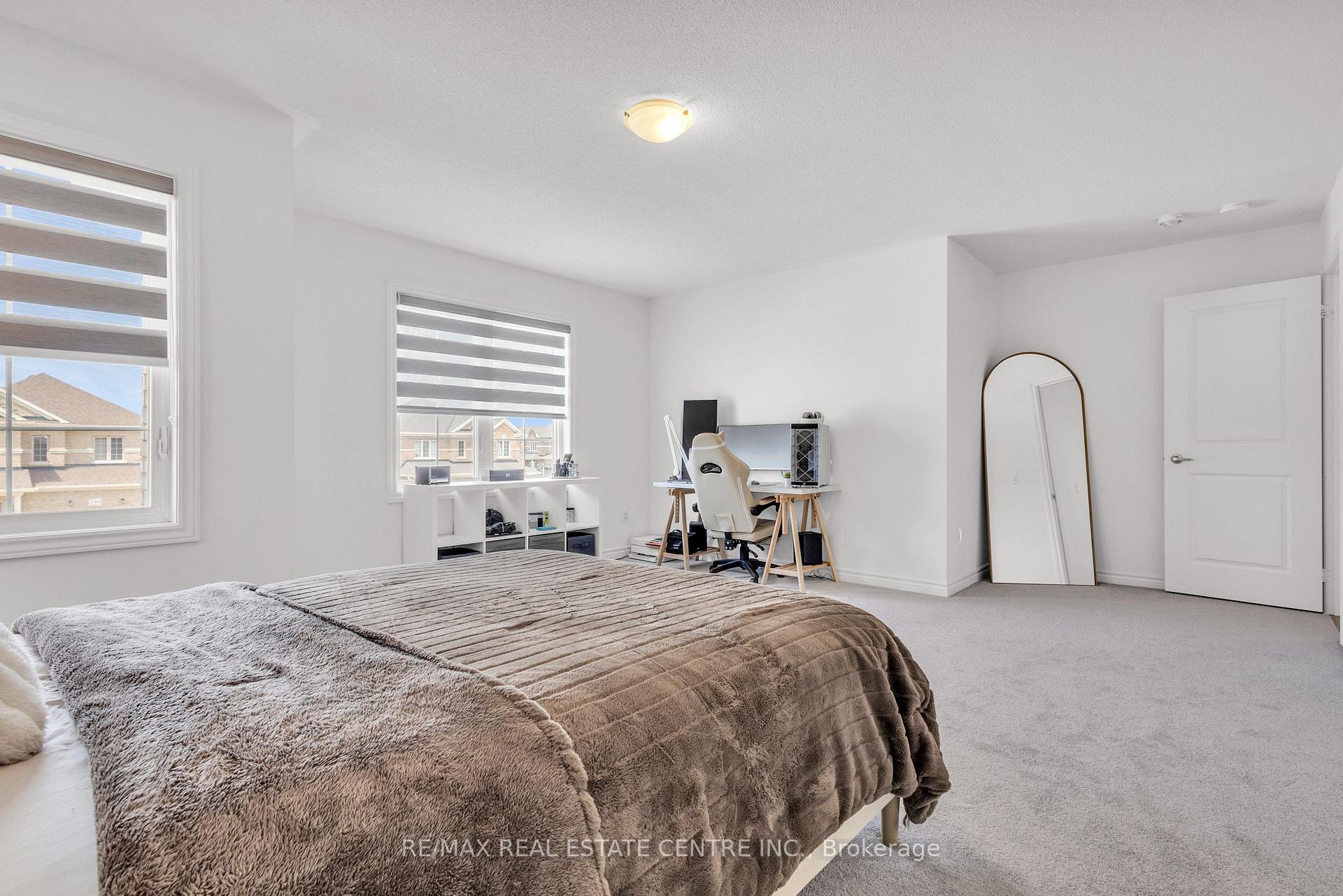 Photo 21 of 341 Russell Street, Southgate — HOMEH