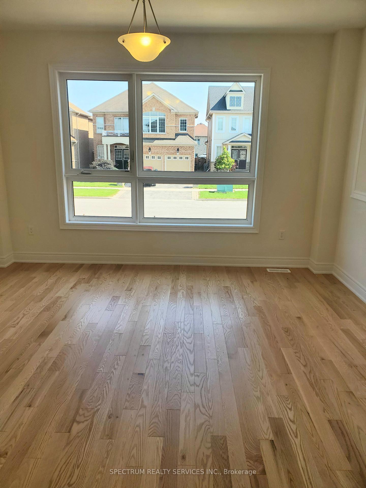 Photo 9 of 1 Rogerson Street E, Clarington, Newcastle — HOMEH