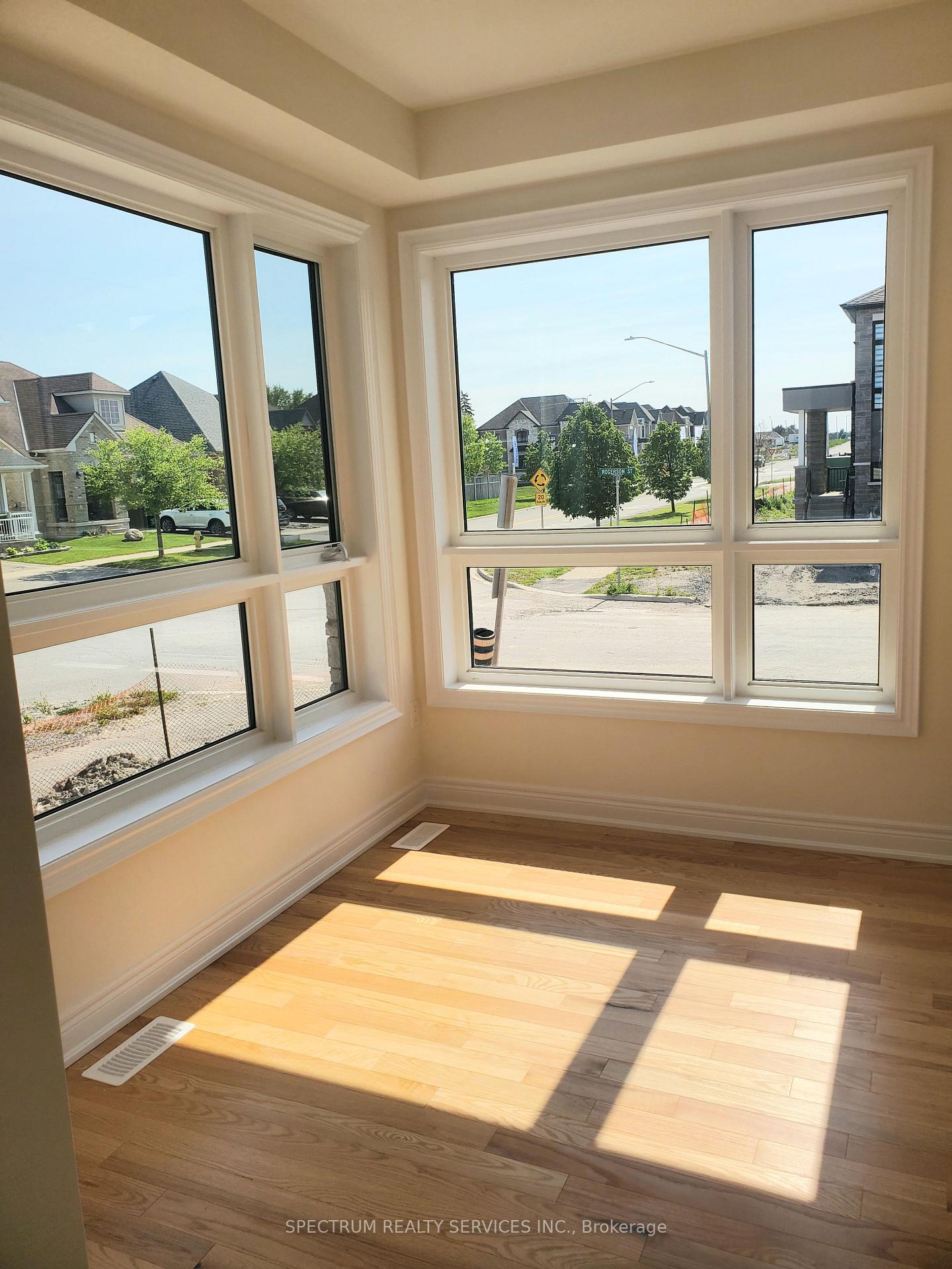 Photo 10 of 1 Rogerson Street E, Clarington, Newcastle — HOMEH
