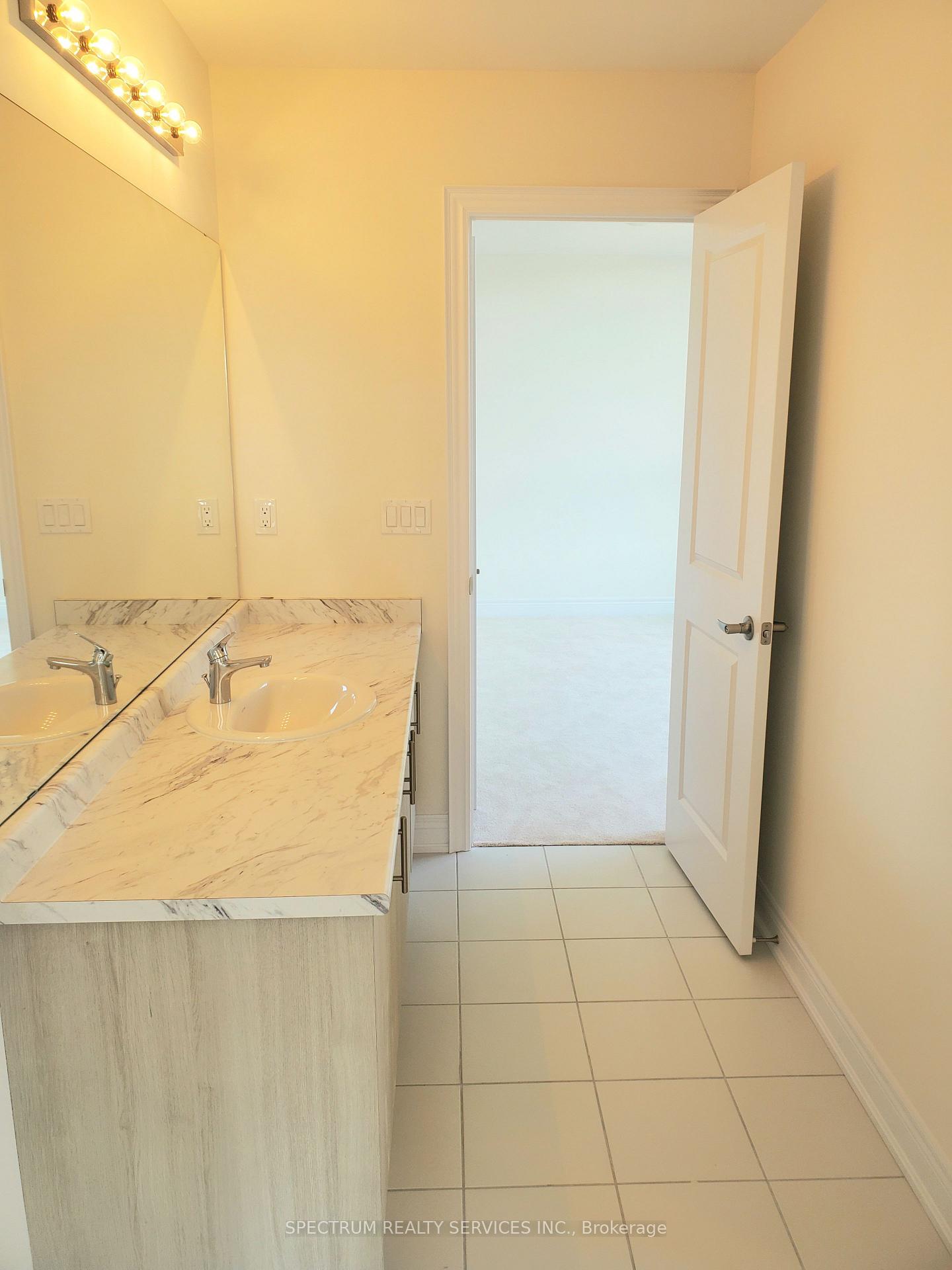 Photo 13 of 1 Rogerson Street E, Clarington, Newcastle — HOMEH