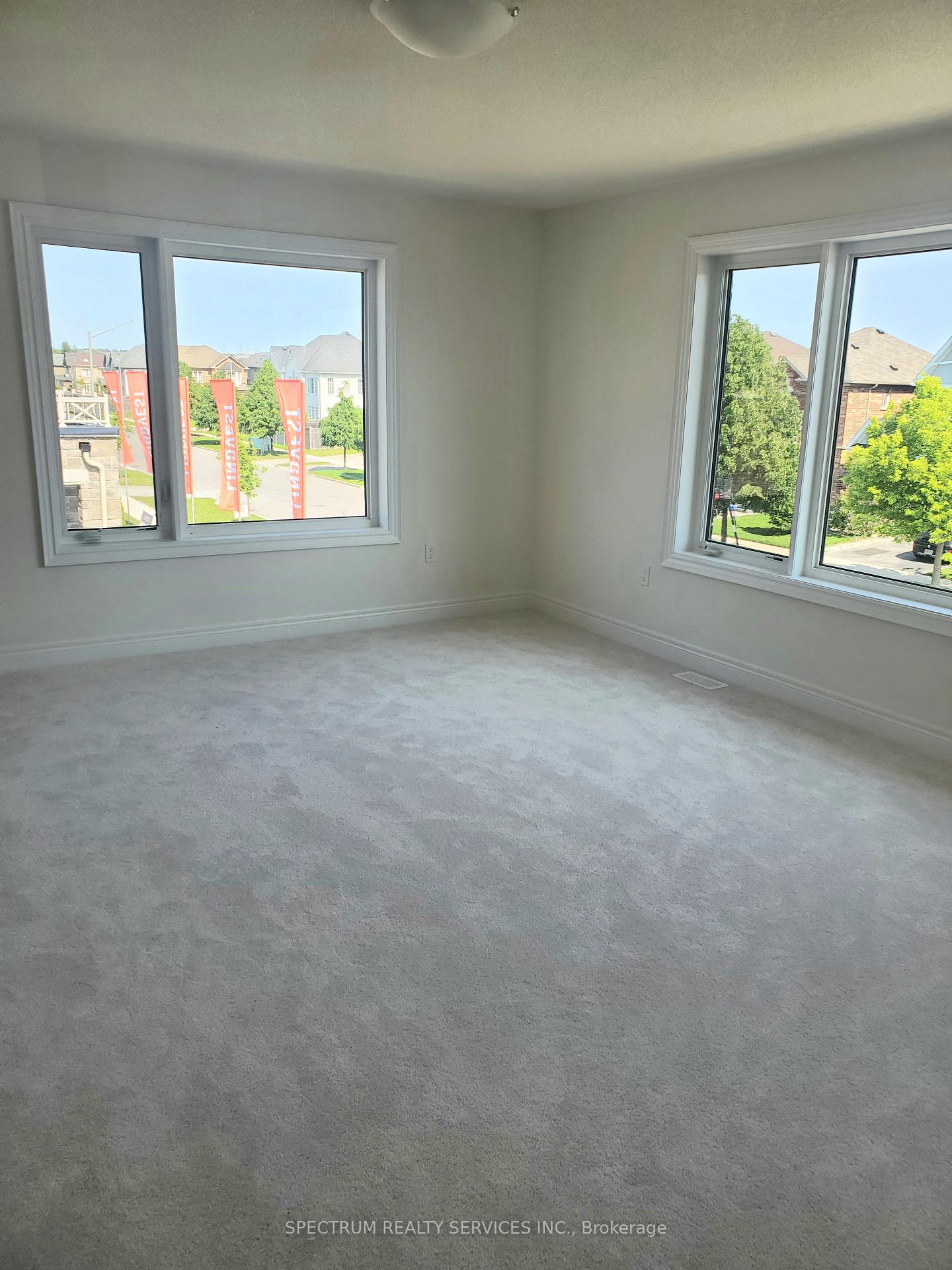 Photo 14 of 1 Rogerson Street E, Clarington, Newcastle — HOMEH