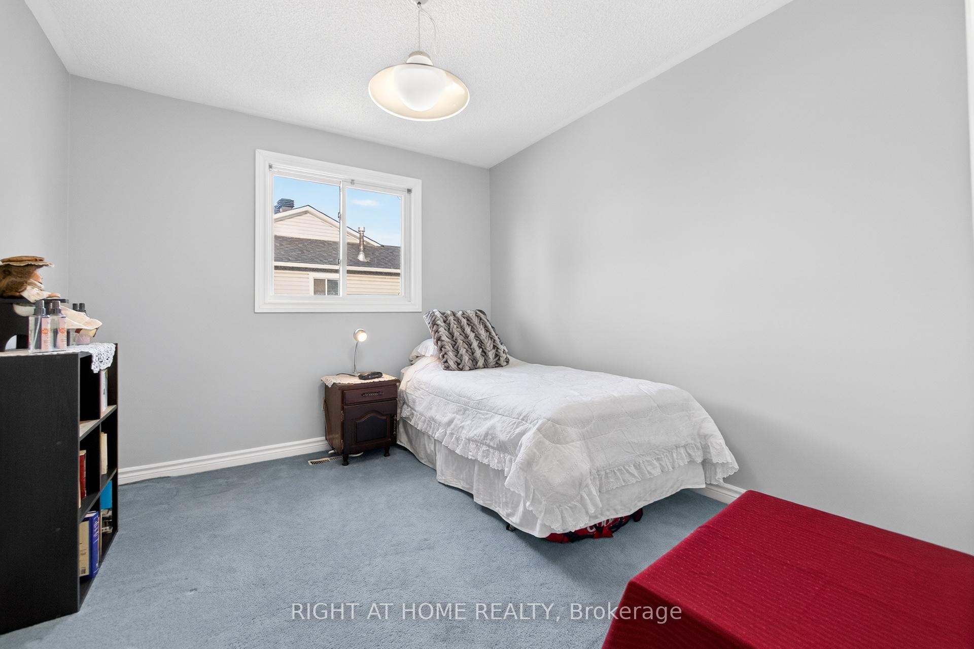 Photo 45 of 25 Heathcliffe Square, Brampton, Central Park — HOMEH