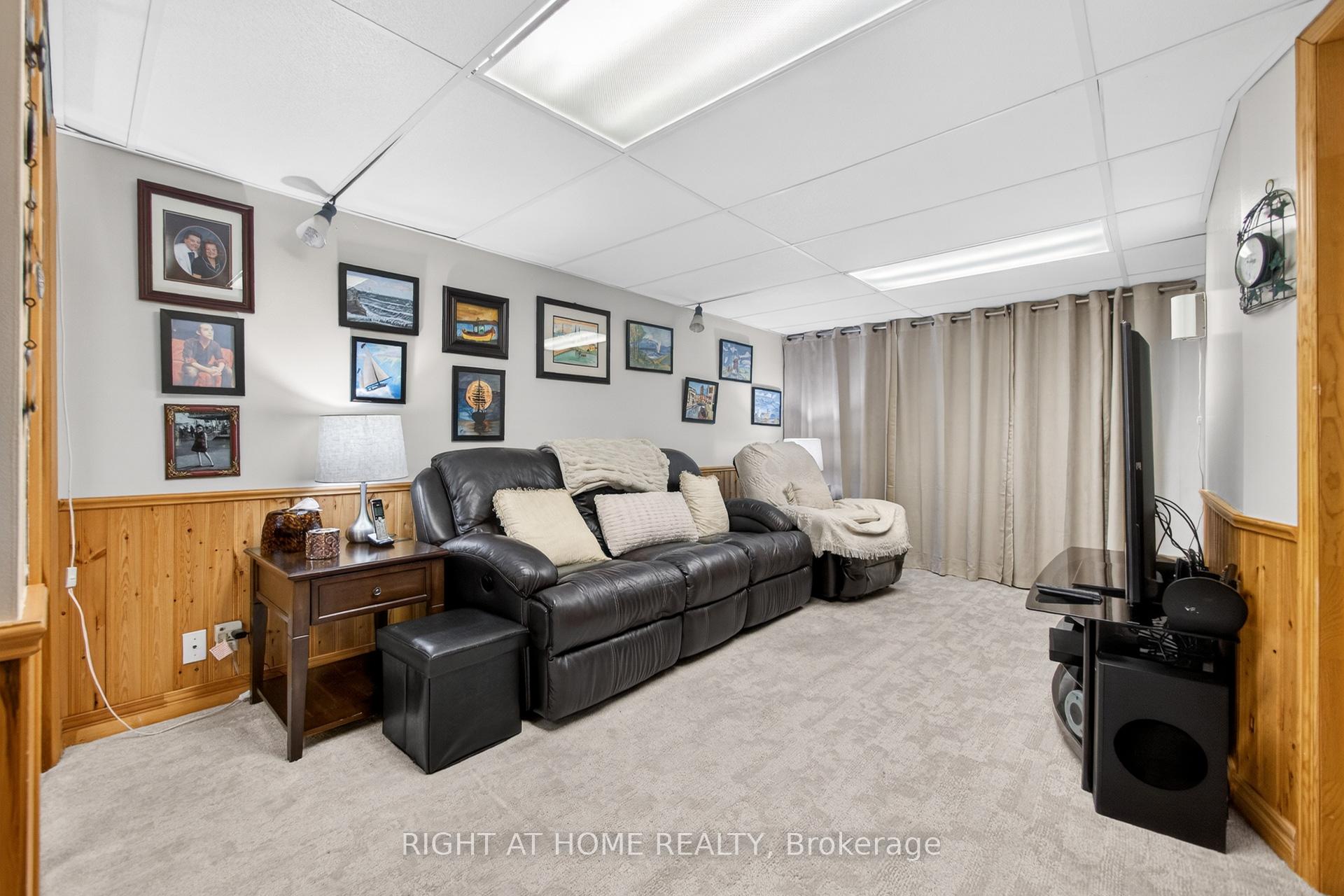 Photo 30 of 25 Heathcliffe Square, Brampton, Central Park — HOMEH