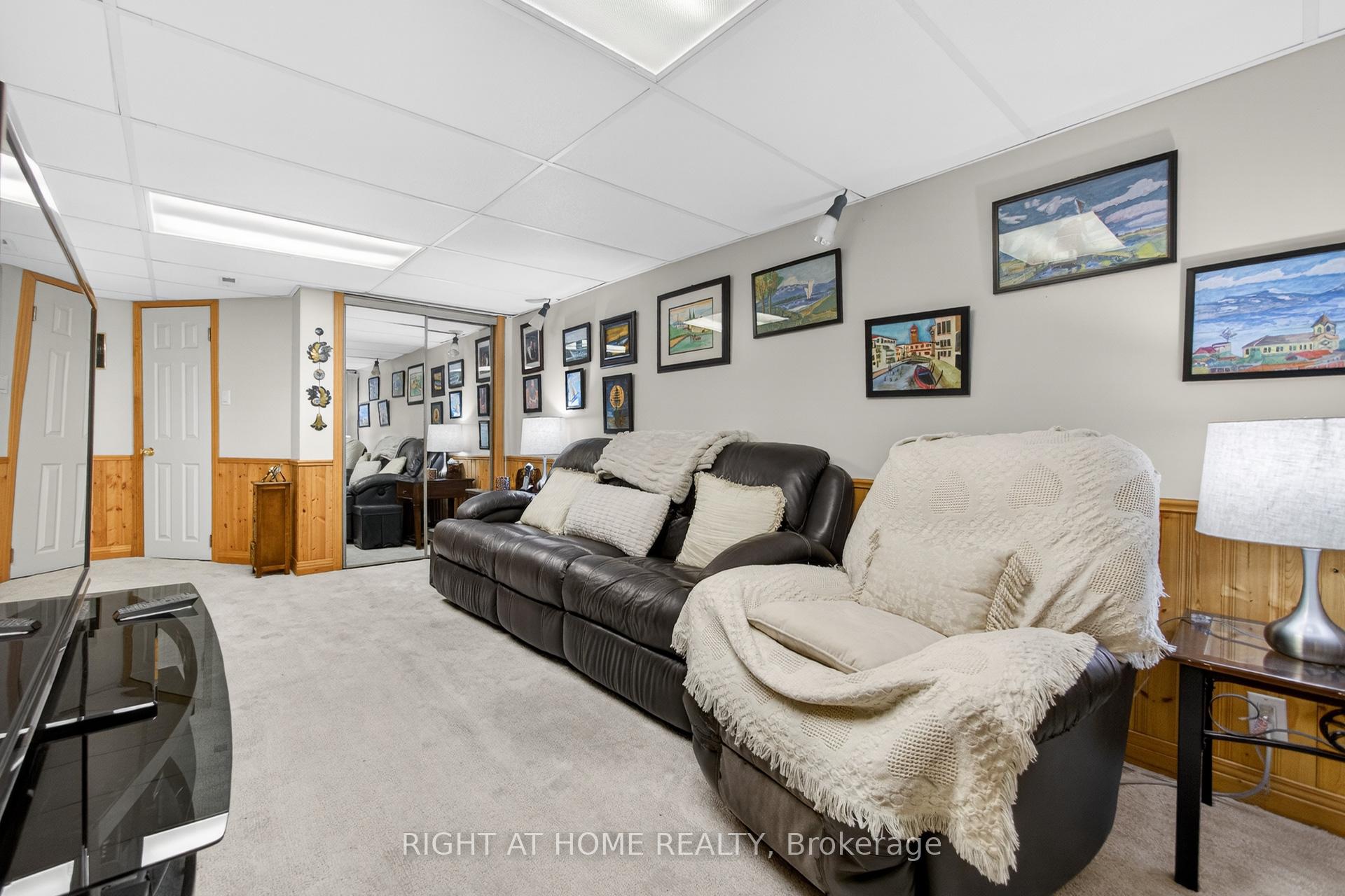 Photo 28 of 25 Heathcliffe Square, Brampton, Central Park — HOMEH