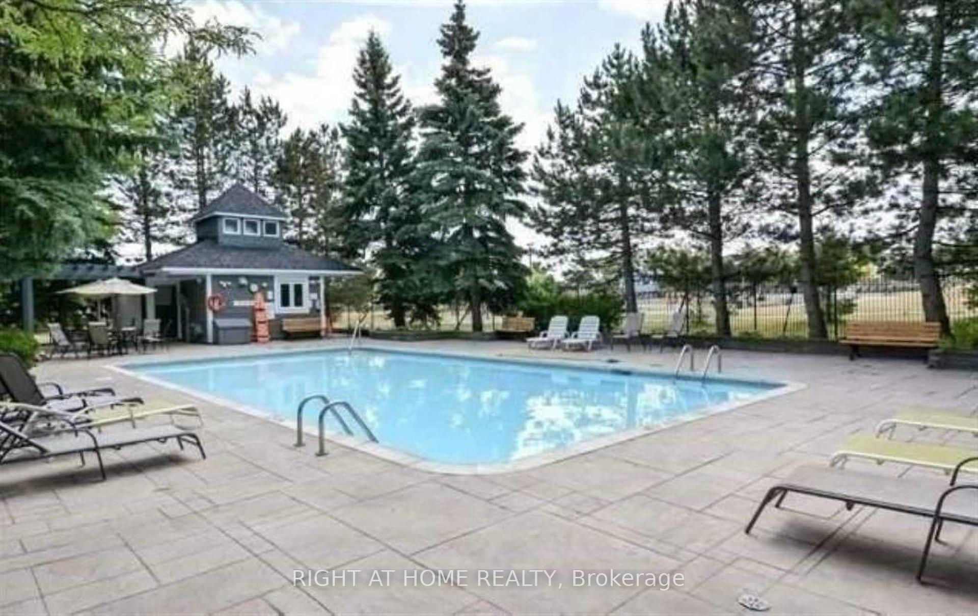 Photo 46 of 25 Heathcliffe Square, Brampton, Central Park — HOMEH