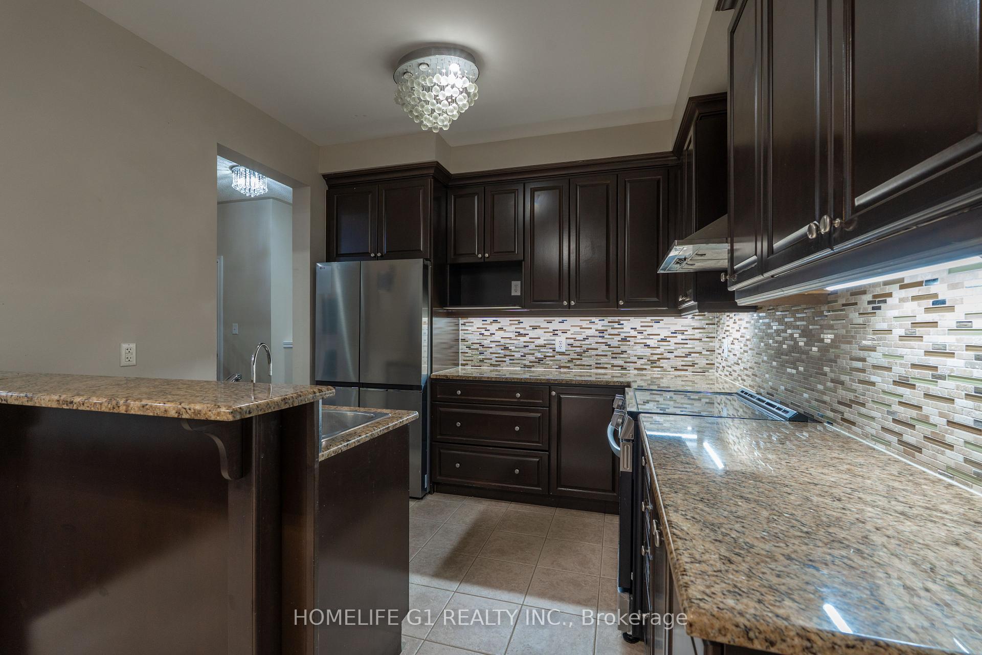 Photo 28 of 79 Heslop Circle, Brampton, Sandringham-Wellington — HOMEH