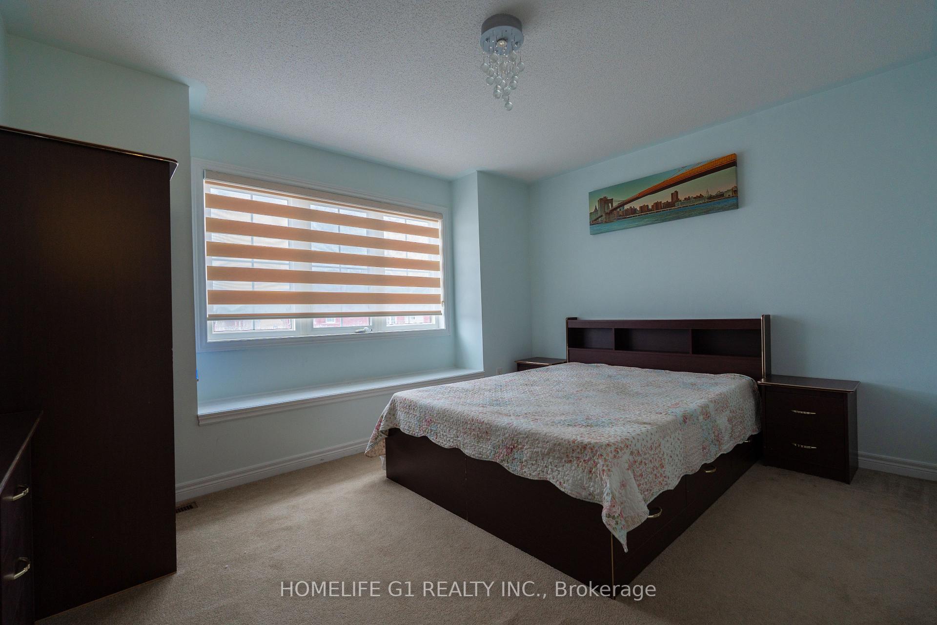 Photo 19 of 79 Heslop Circle, Brampton, Sandringham-Wellington — HOMEH