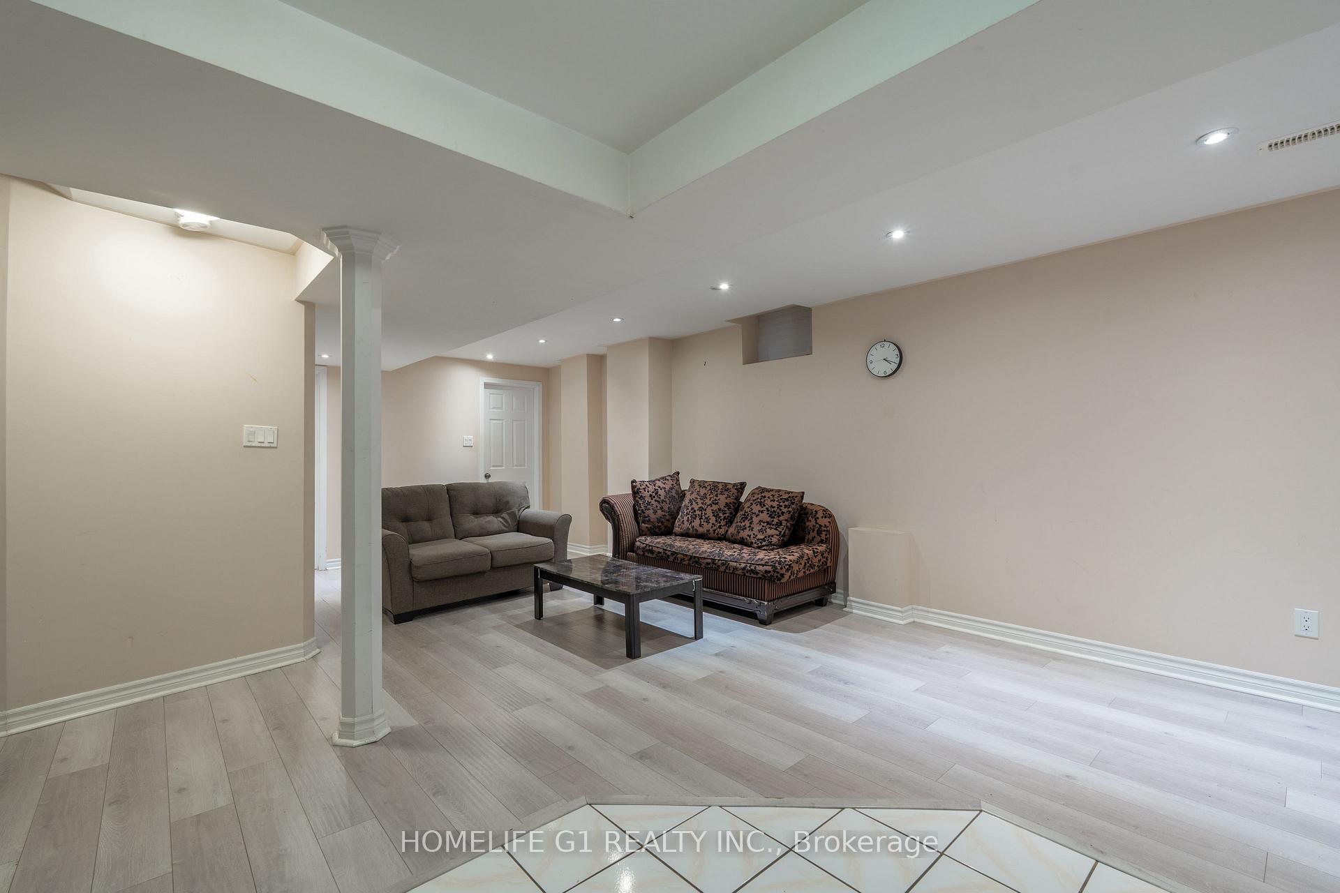 Photo 34 of 79 Heslop Circle, Brampton, Sandringham-Wellington — HOMEH