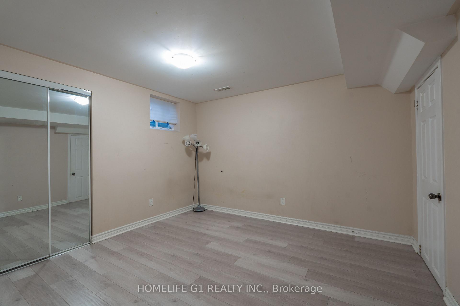 Photo 39 of 79 Heslop Circle, Brampton, Sandringham-Wellington — HOMEH