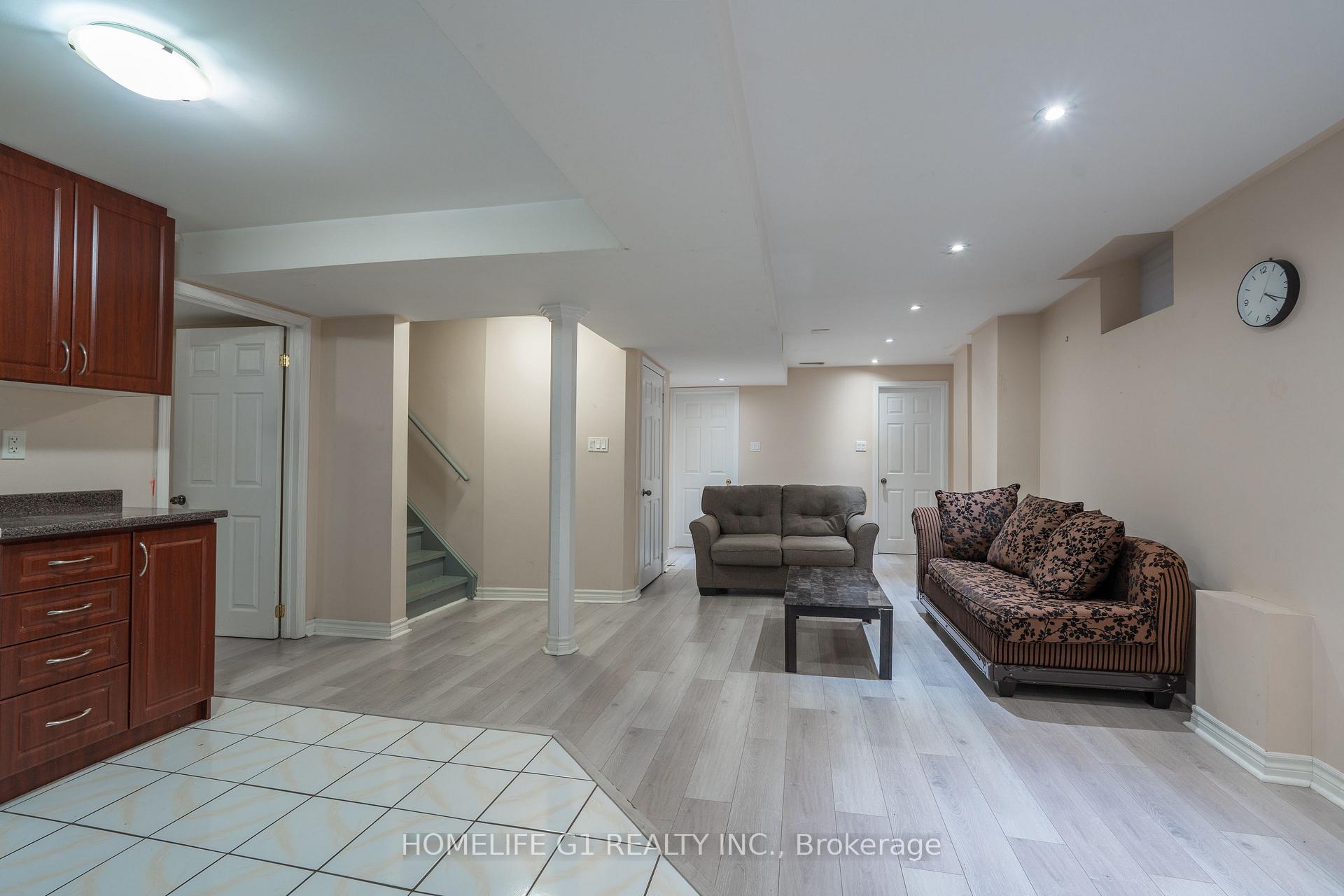Photo 49 of 79 Heslop Circle, Brampton, Sandringham-Wellington — HOMEH