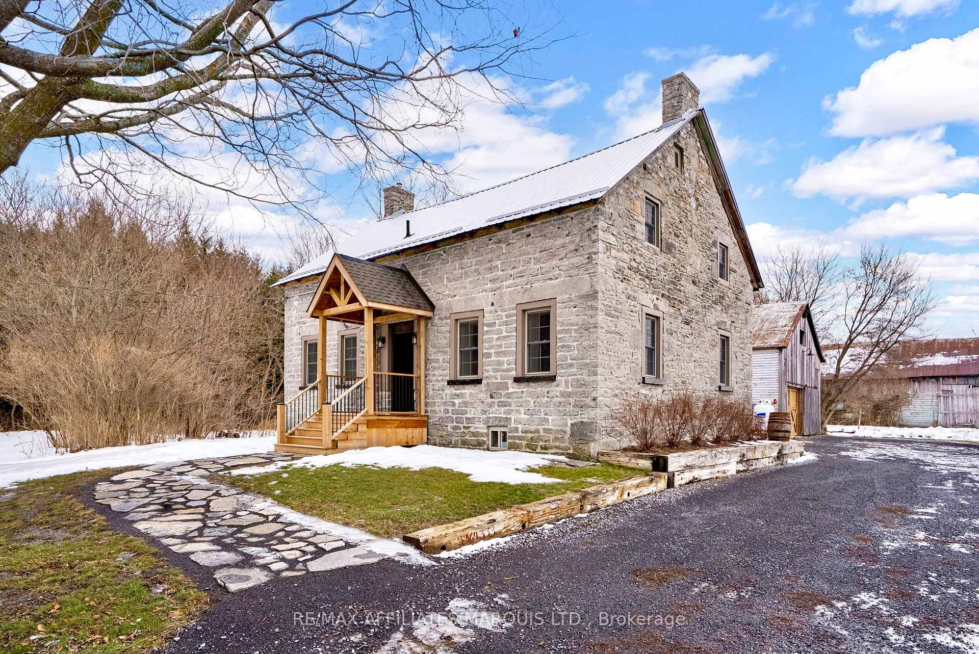 Photo 1 of 16950 County Rd 18, South Stormont, South Stormont (Cornwall) Twp — HOMEH