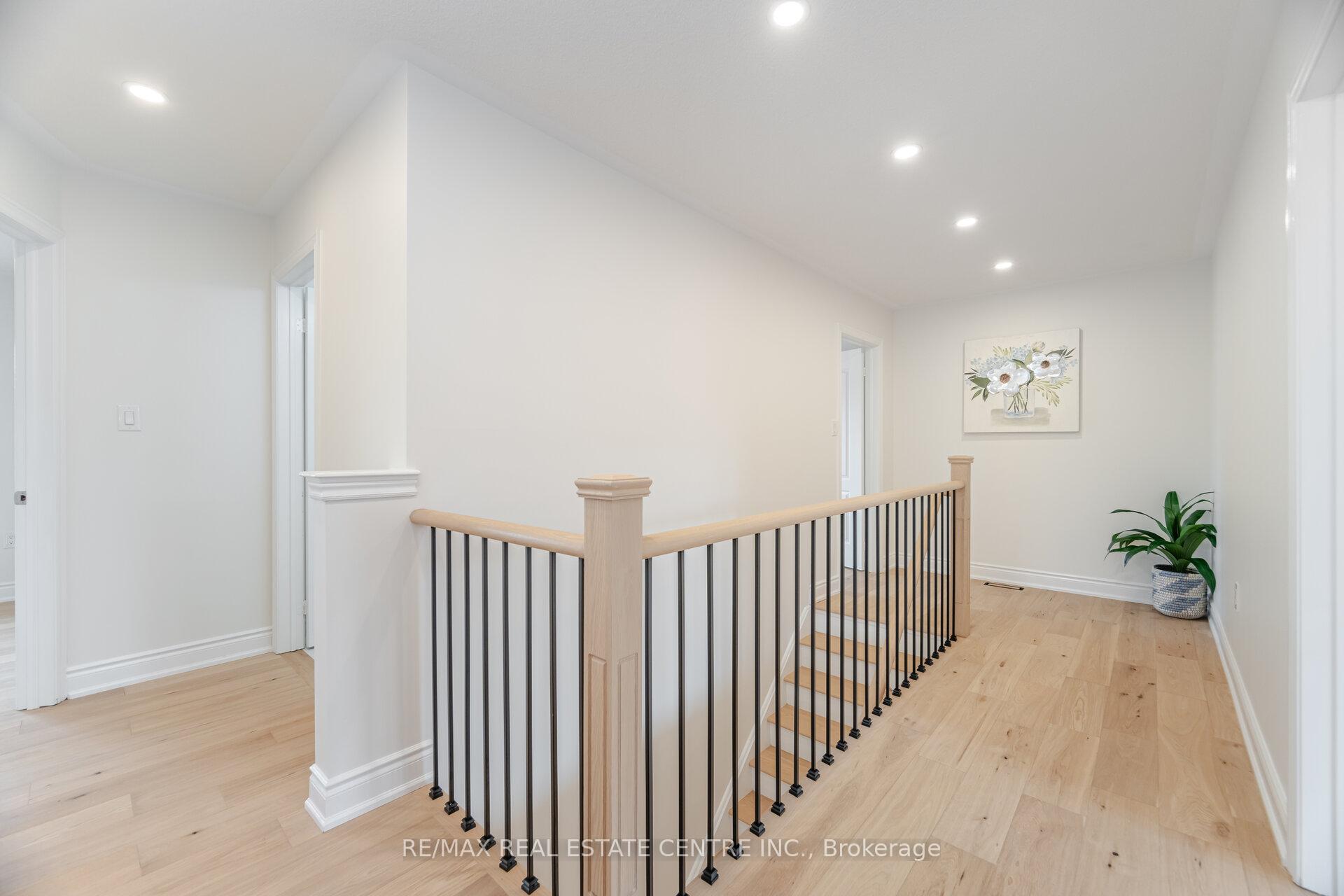 Photo 10 of 200 Weston Drive, Milton, Scott — HOMEH