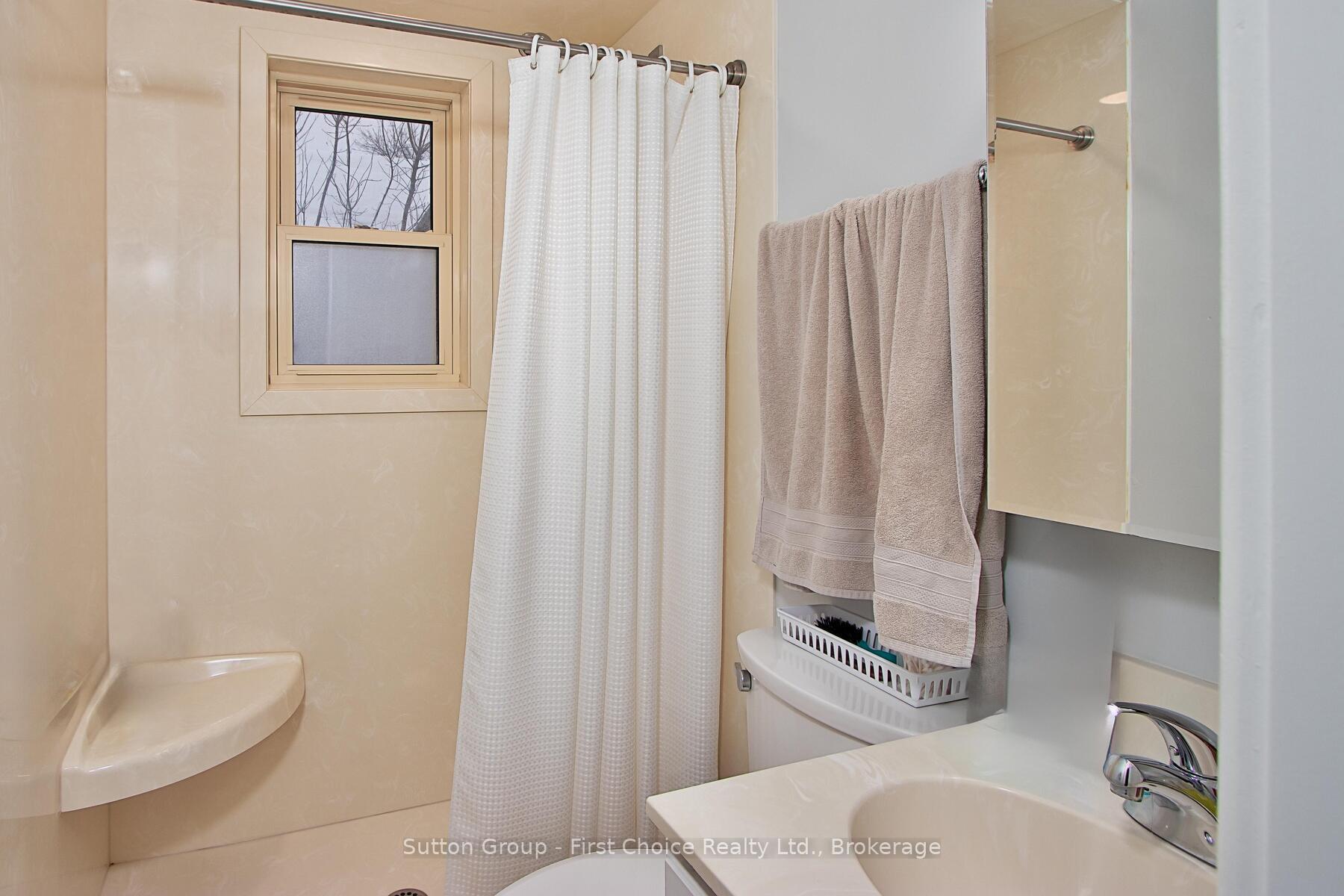 Photo 39 of 74 Cobourg Street, Stratford — HOMEH