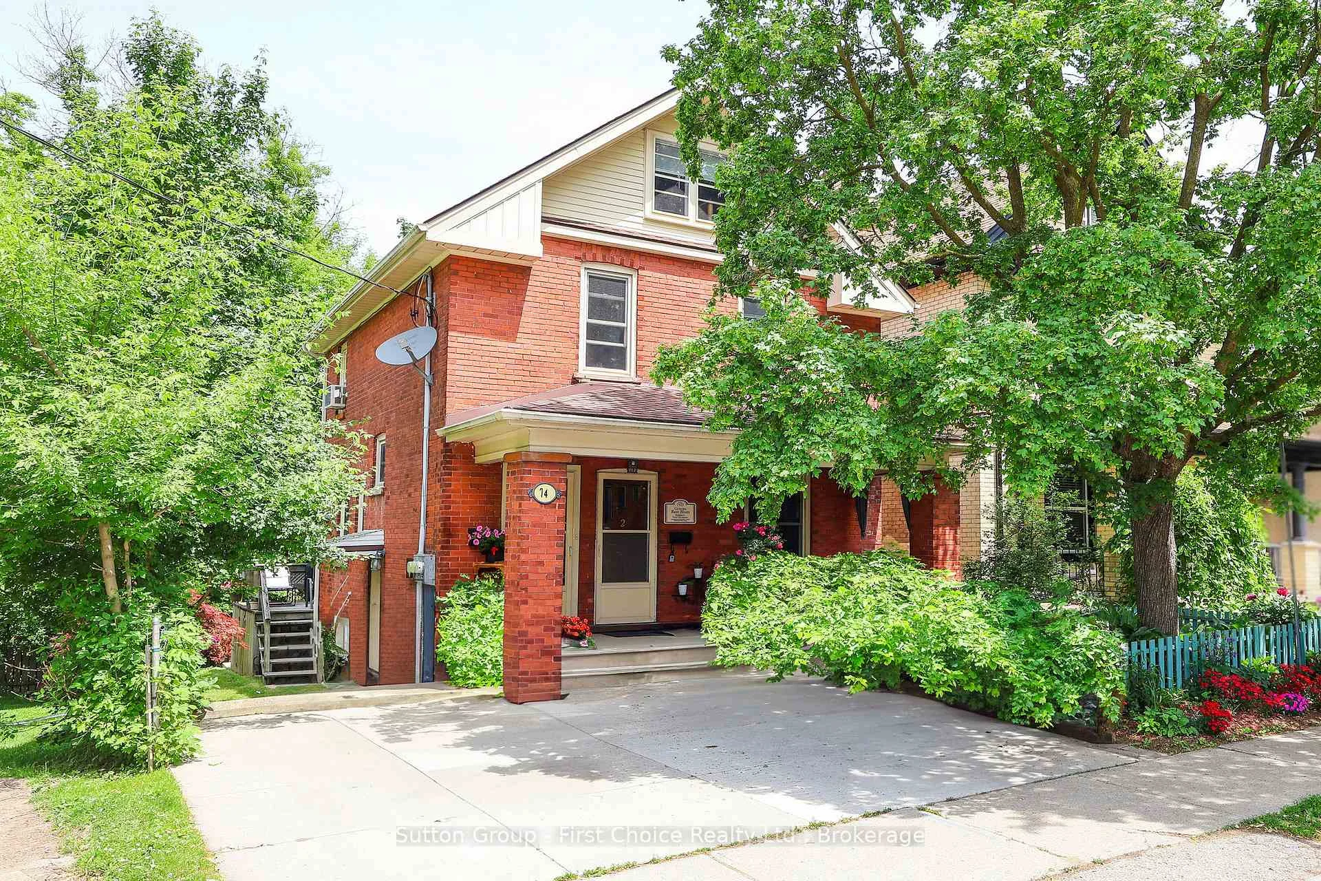 Photo 2 of 74 Cobourg Street, Stratford — HOMEH