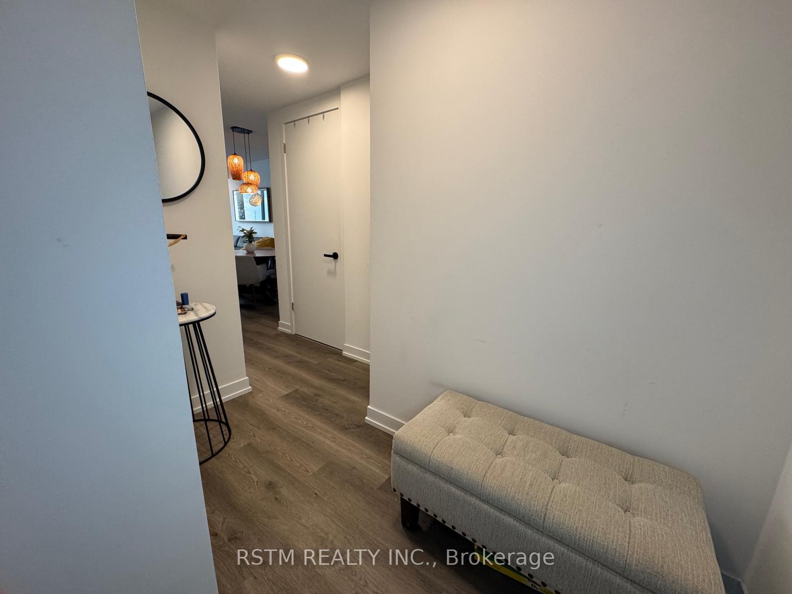 Photo 5 of Unit 315, 195 Commerce Street, Vaughan, Vaughan Corporate Centre — HOMEH
