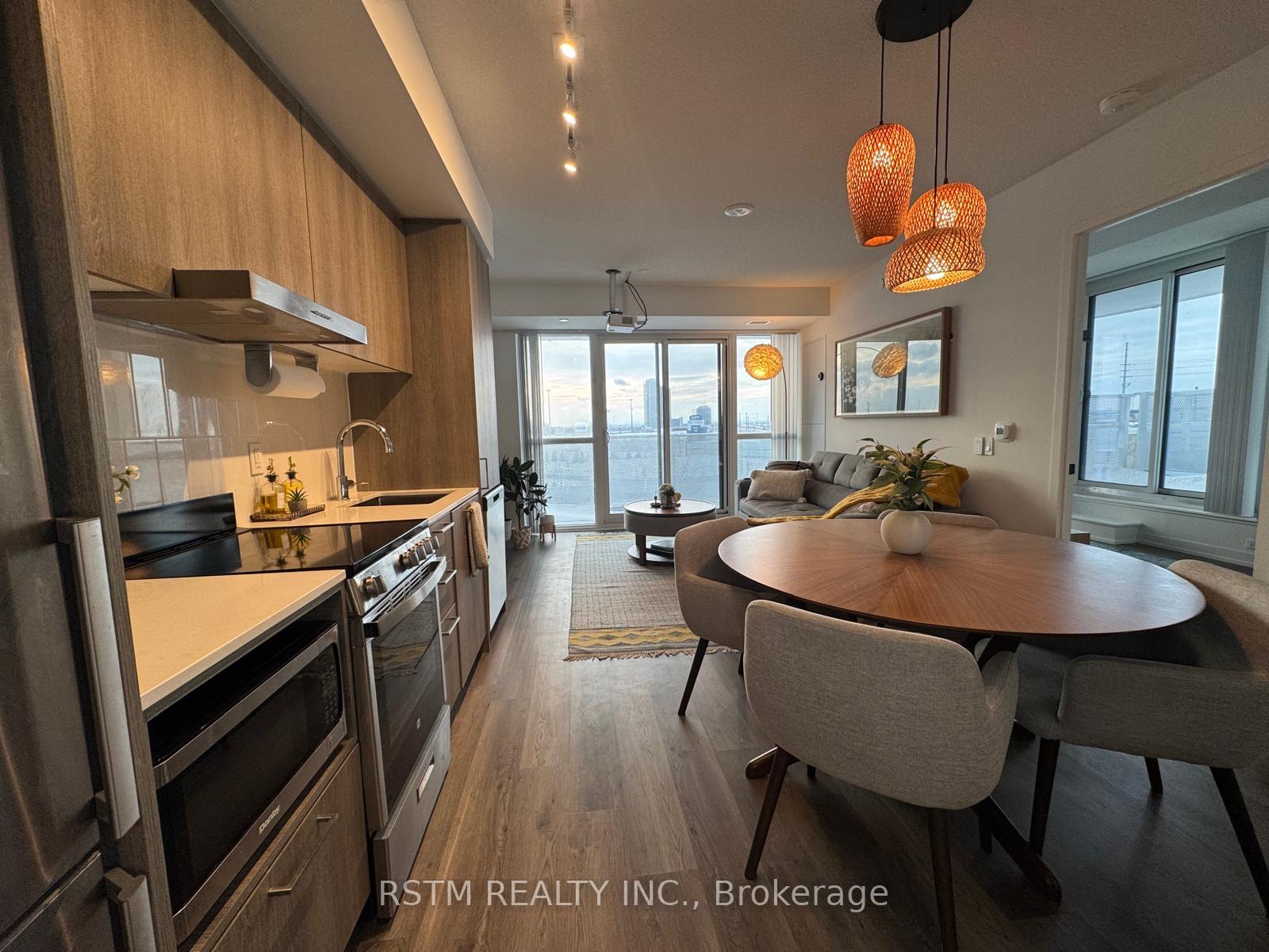 Photo 13 of Unit 315, 195 Commerce Street, Vaughan, Vaughan Corporate Centre — HOMEH