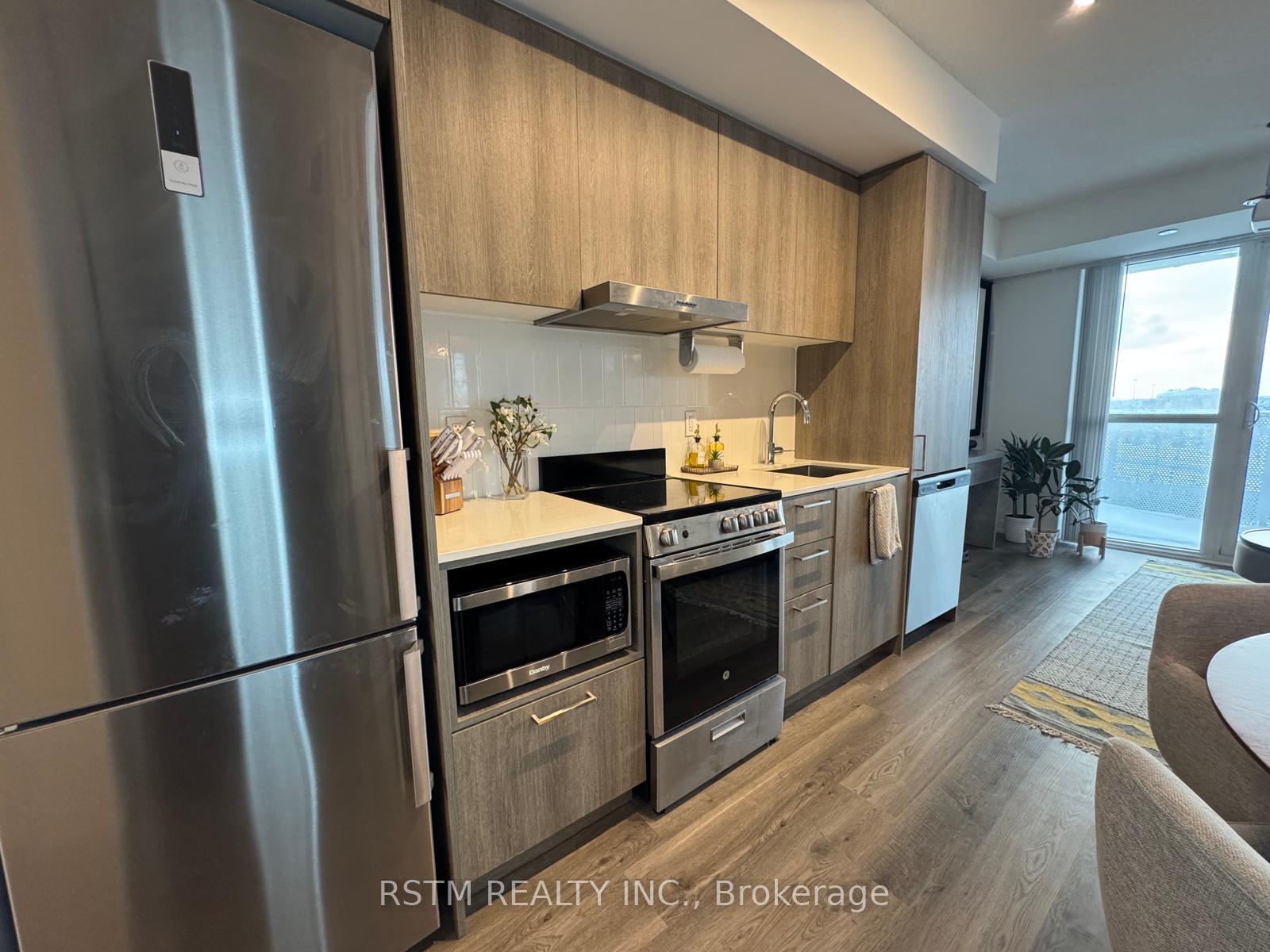 Photo 14 of Unit 315, 195 Commerce Street, Vaughan, Vaughan Corporate Centre — HOMEH