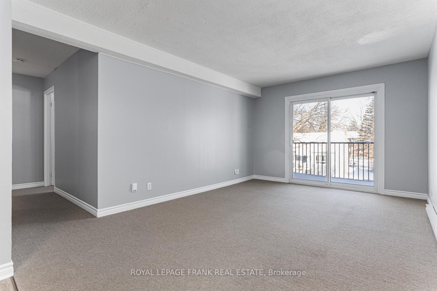 Photo 3 of Unit 305, 25 College Street E, Belleville, Belleville Ward — HOMEH