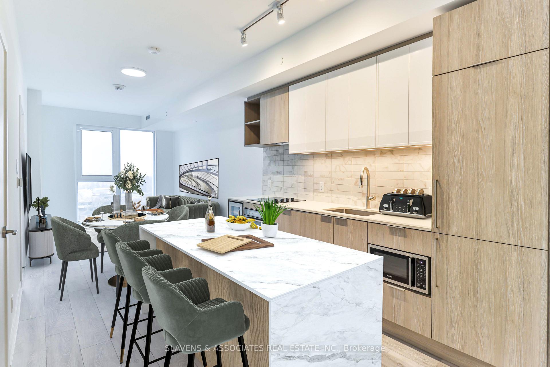 Photo 5 of Unit 1103, 2020 Bathurst Street, Toronto, Humewood-Cedarvale — HOMEH