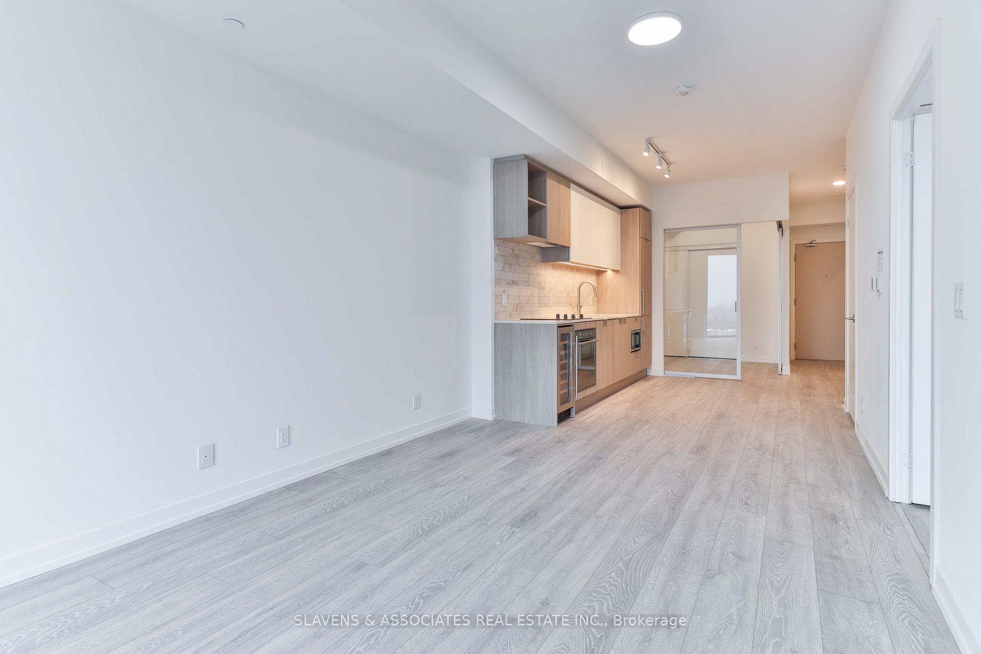 Photo 8 of Unit 1103, 2020 Bathurst Street, Toronto, Humewood-Cedarvale — HOMEH