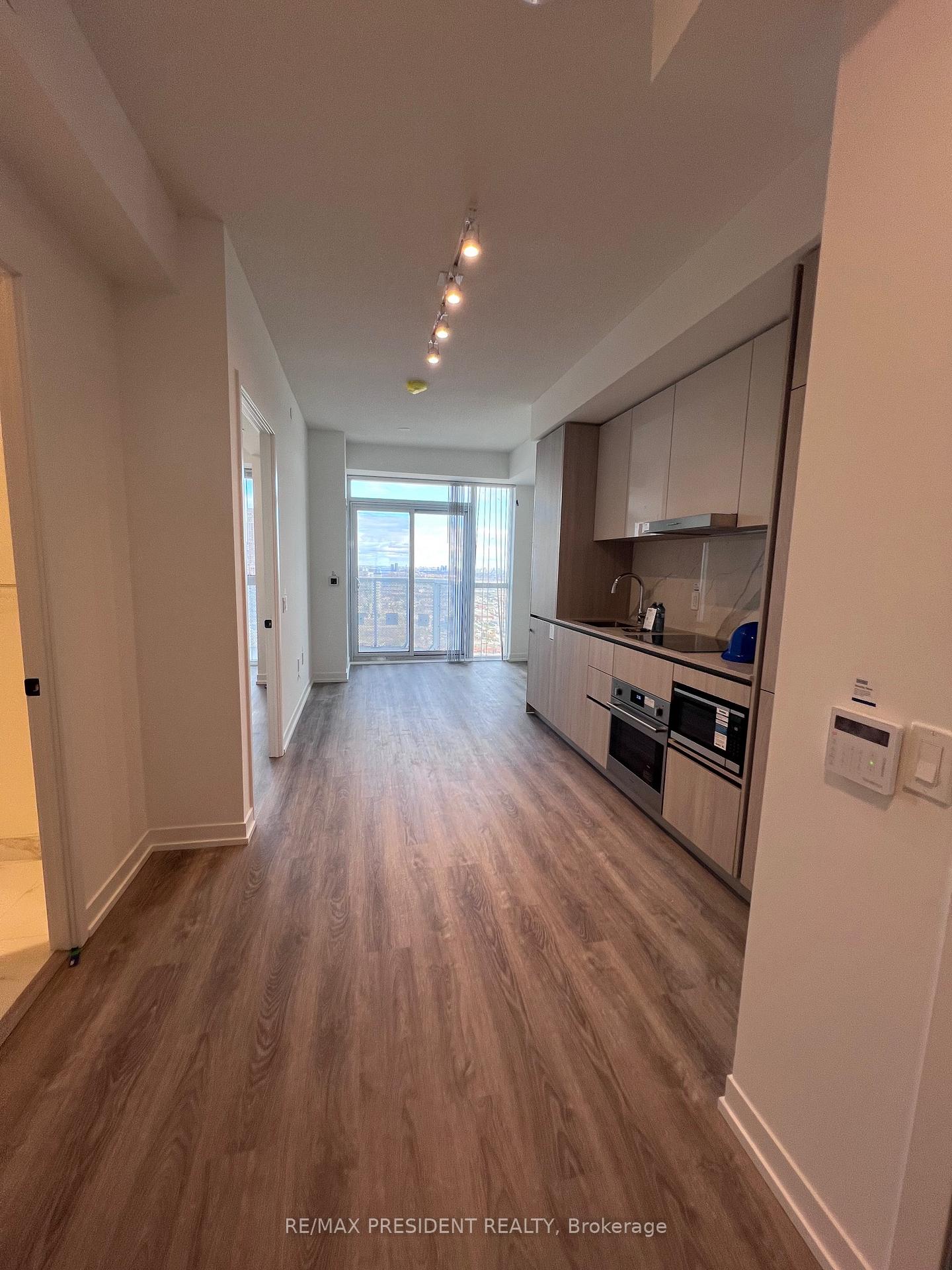 Photo 20 of Unit 4108, 8 Interchange Way, Vaughan, Vaughan Corporate Centre — HOMEH
